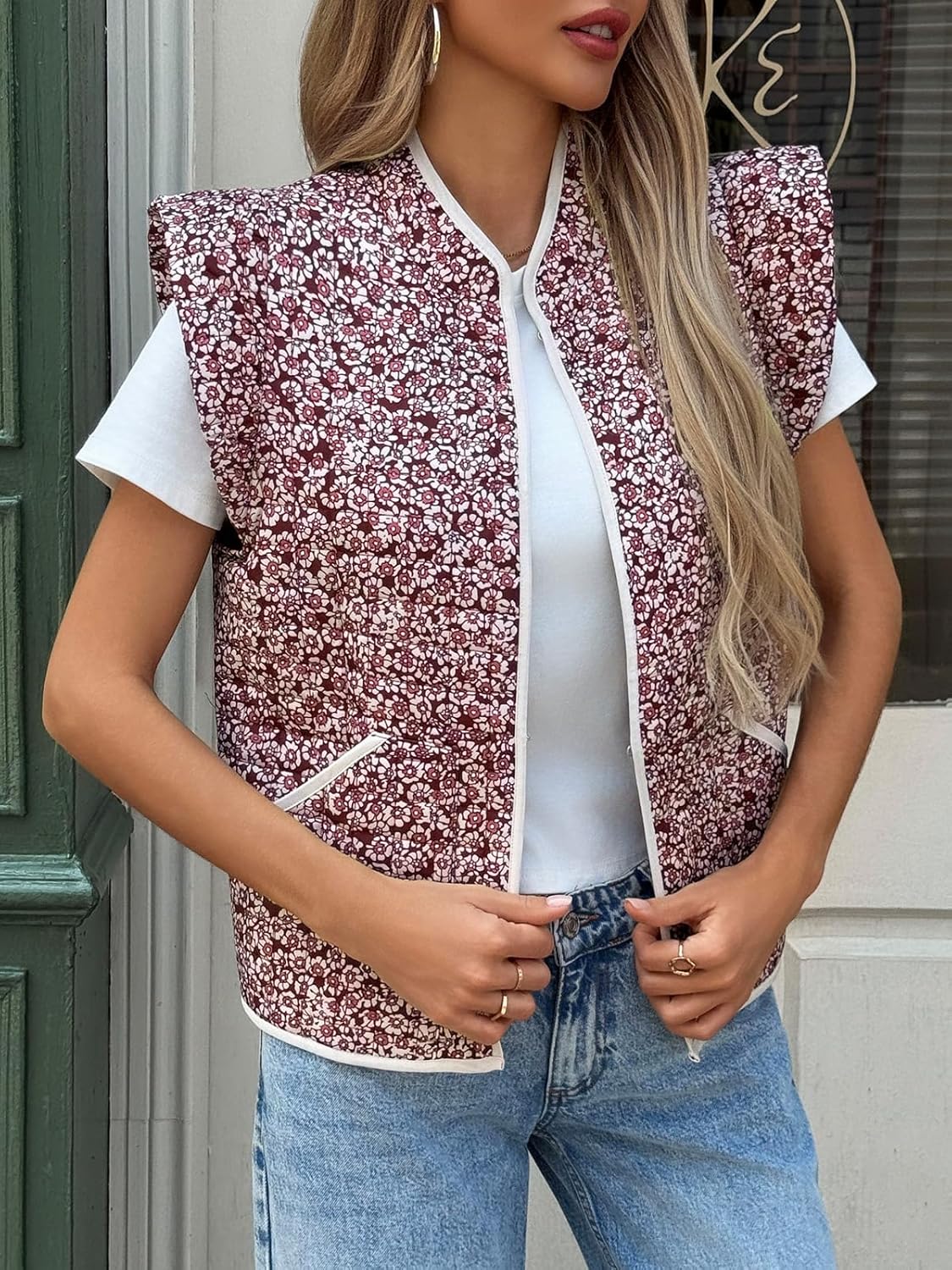 Tankaneo Womens Puffer Vest Ruffle Sleeveless Floral Printed Cropped Quilted Vest Lightweight Padded Gilets Coats - Image 4