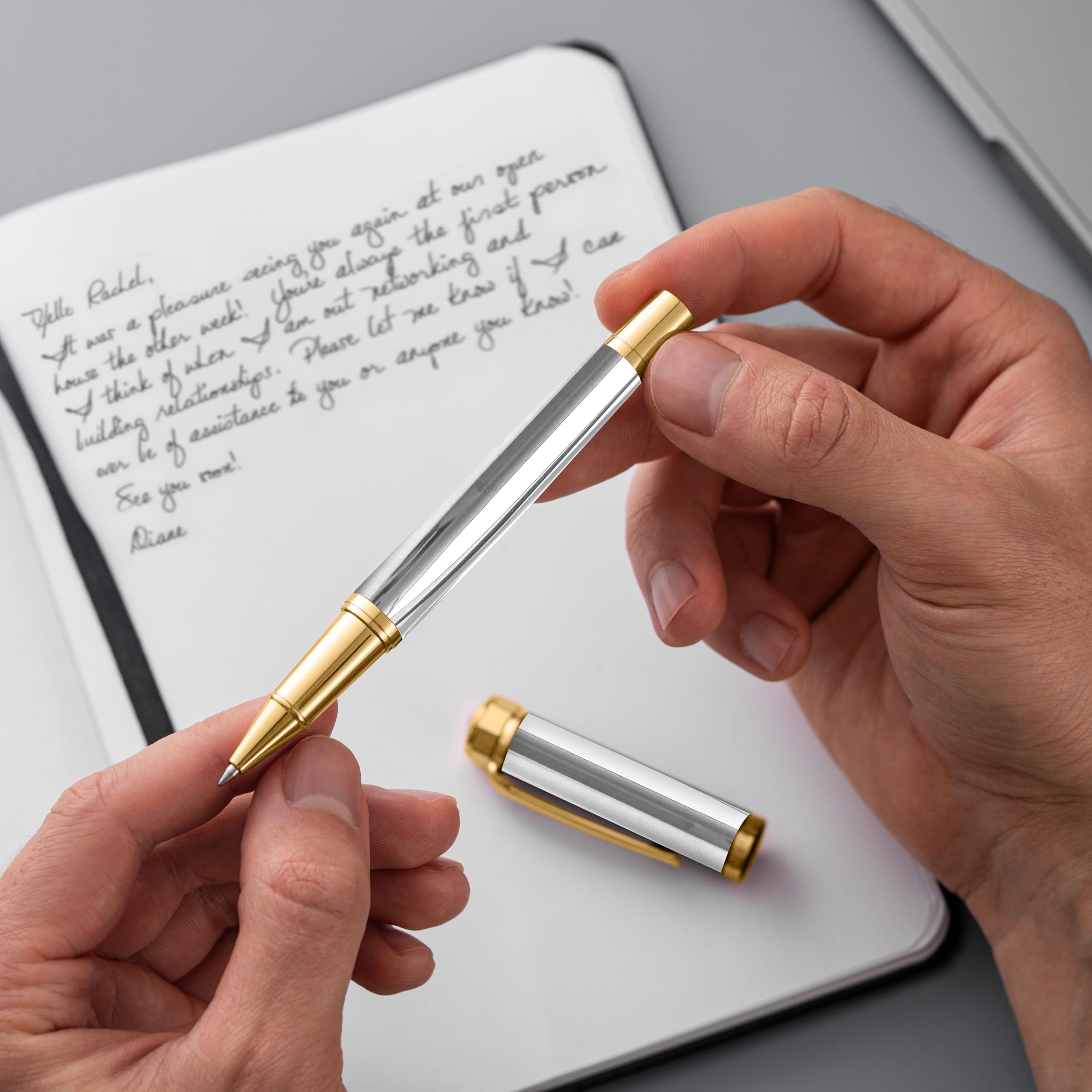 Ellington Pens Juego de bolígrafos de punta redonda de lujo, escritura suave, diseño elegante, secado rápido, tinta líquida recargable, 2 recambios (negro, azul), ideal para profesionales y