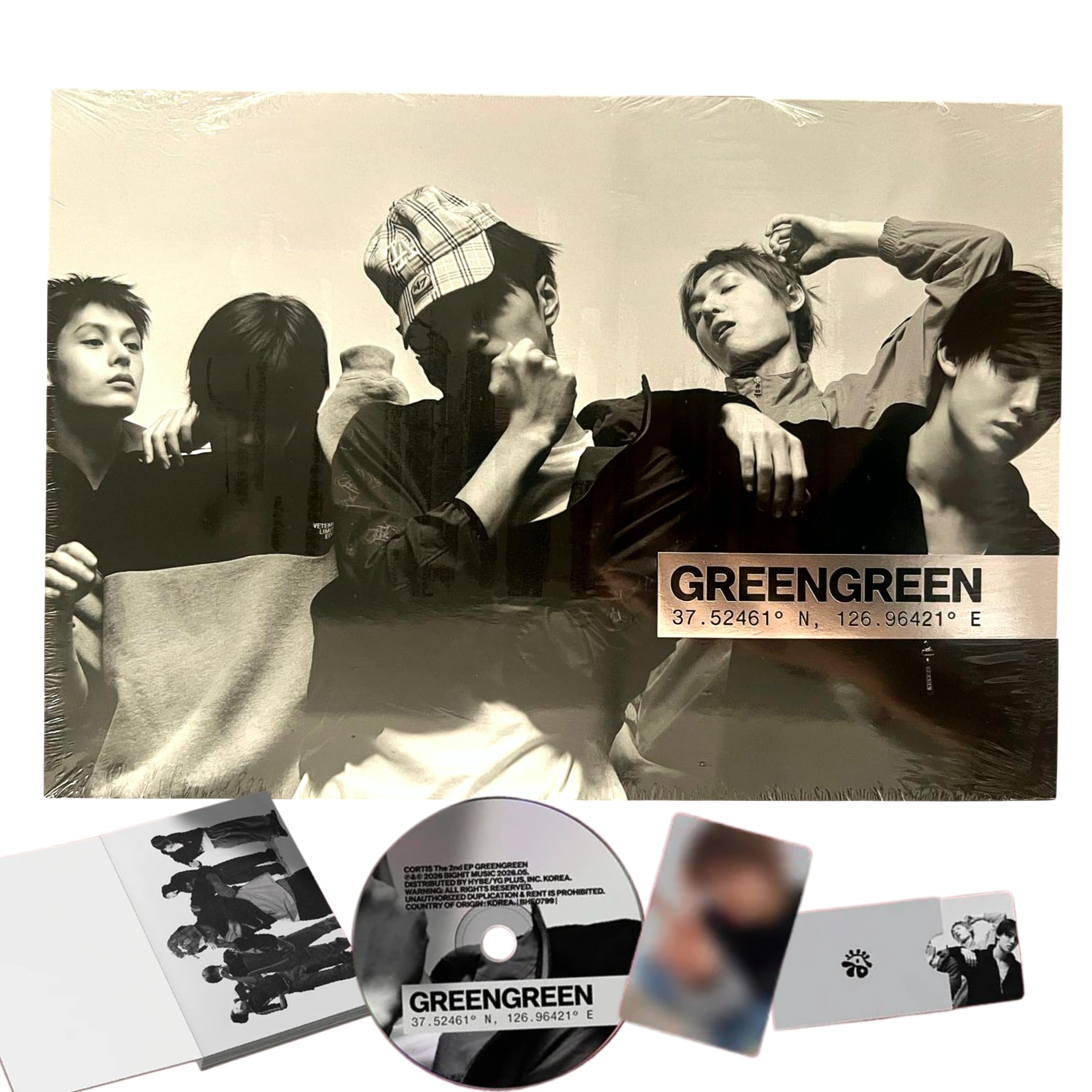 Amazon.com: CORTIS GREENGREEN 2nd EP Album [STUDIO Ver.] Photobook
