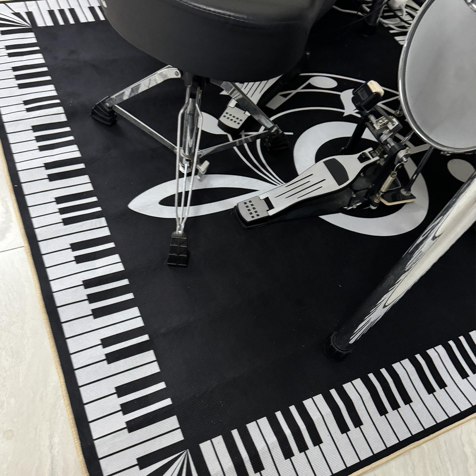 Tappeto Batteria, Tappeto Insonorizzato per Batterie Elettroniche, Tappeti Rettangolari Antiscivolo per Rullante per Grancassa e Altri Tappetini per Strumenti Musicali Tappeto a Tamburo 140 x 120 cm