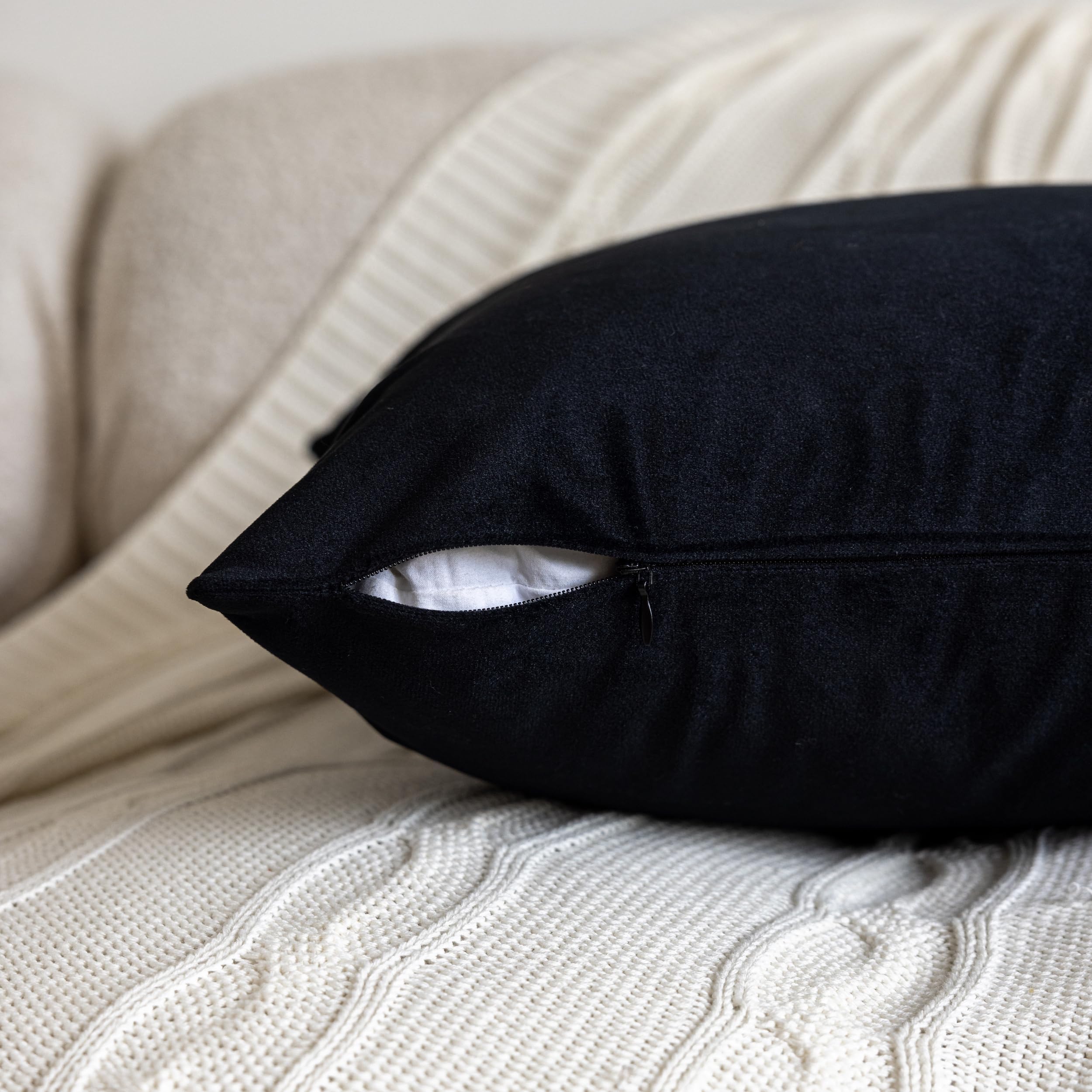 FEVERQIYI - Juego De 2 Fundas De Almohada De Terciopelo Negro De 20 X 20 Pulgadas, Fundas De Almohada Cuadradas Decorativas Suaves Y Sólidas Para Dormitorio, Sala De Estar, Decoración Interior Y