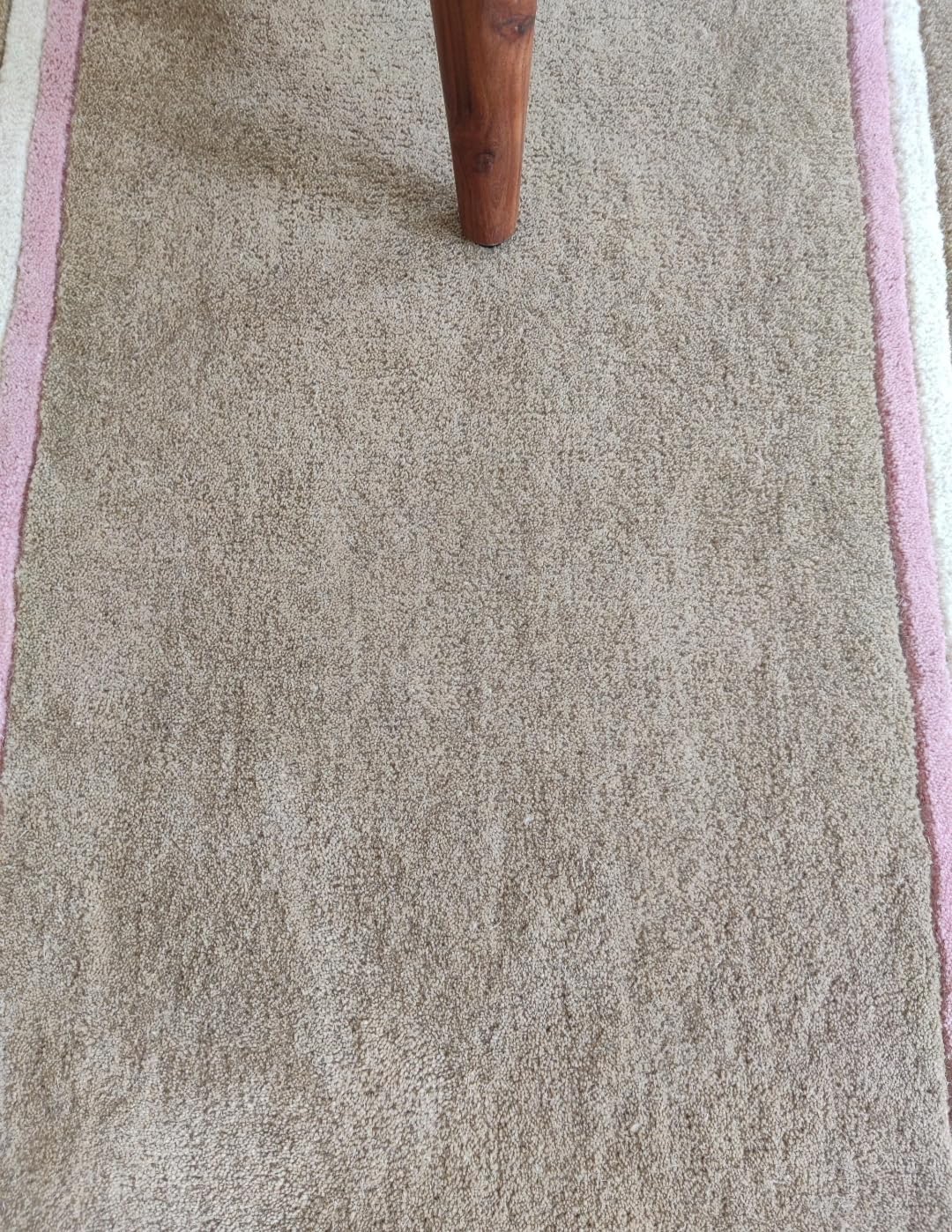 Area Rug with Scalloped Border, Blue and White, Geometric Frame Design, Soft Plush Texture (Light Rose, 8/10 feet)
