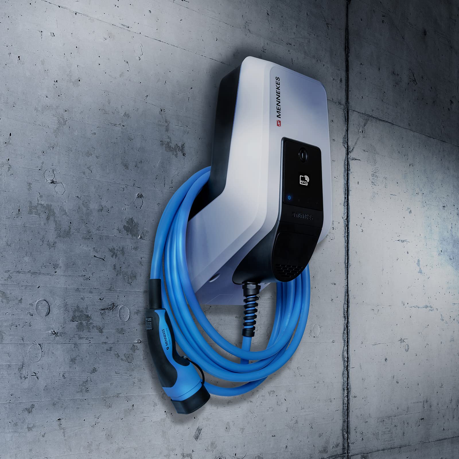 MENNEKES 1349401 AMTRON Charge Control 11 – 11 kW Wallbox – Enchufe de Carga Tipo 2 – Estación de Carga para Coche eléctrico Compatible con Coche