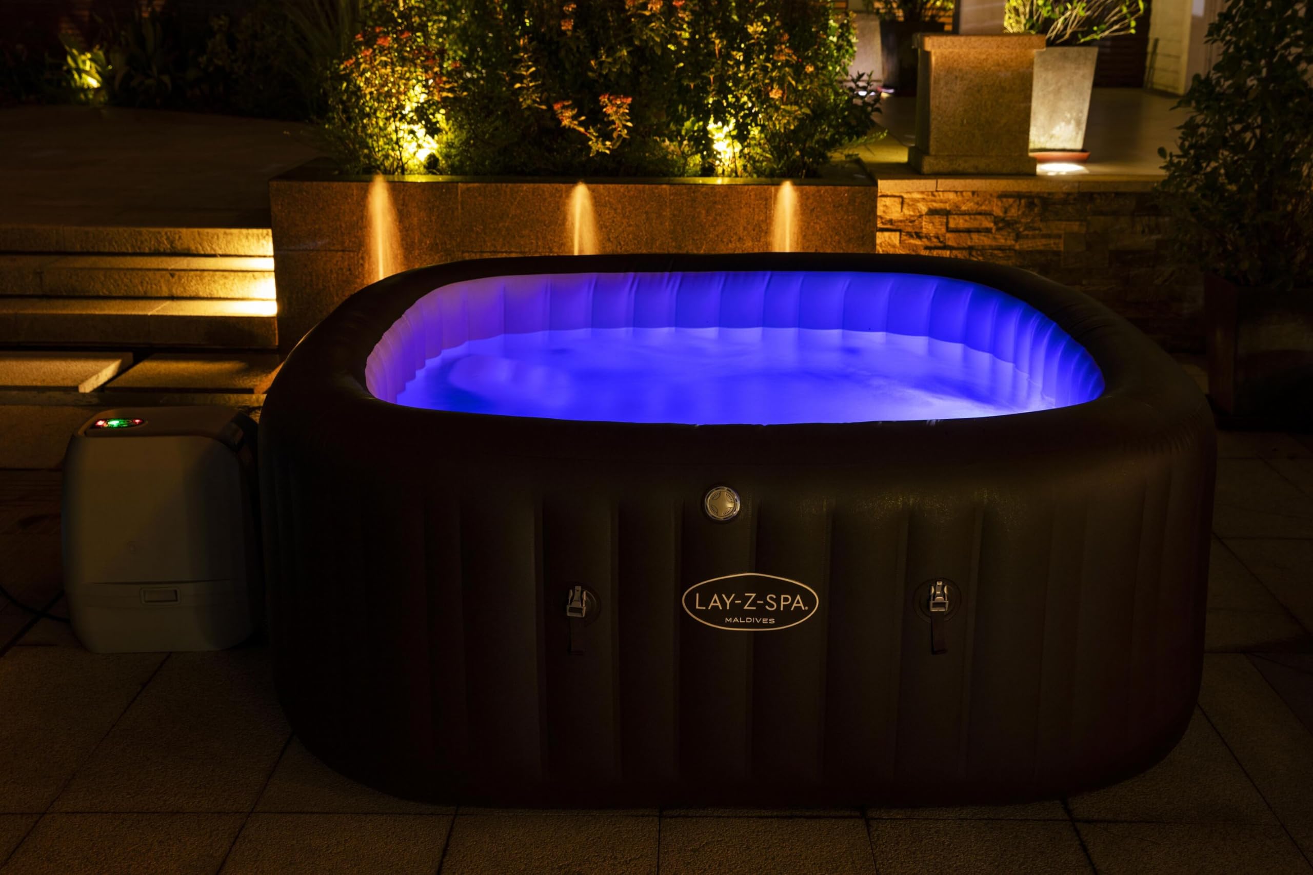 Bestway® LAY-Z-SPA® Maldives HydroJet Pro™ Square Hot Tub, 201 x 201 x 80 cm : Amazon.de: Toys