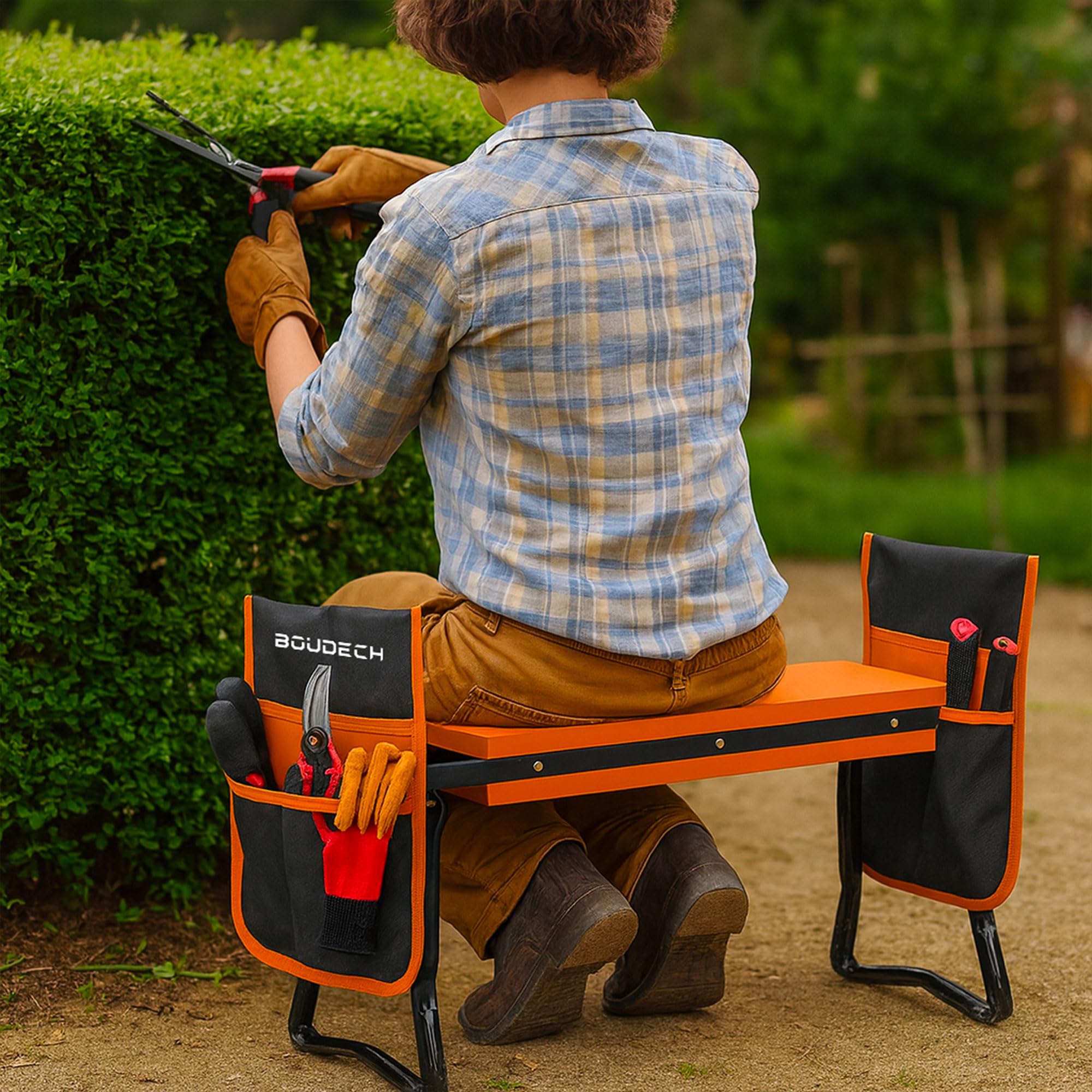 BOUDECH Ergogard - Tabouret à genoux multifonction 2 en 1 pour jardinage avec sac porte-outils, noir et orange