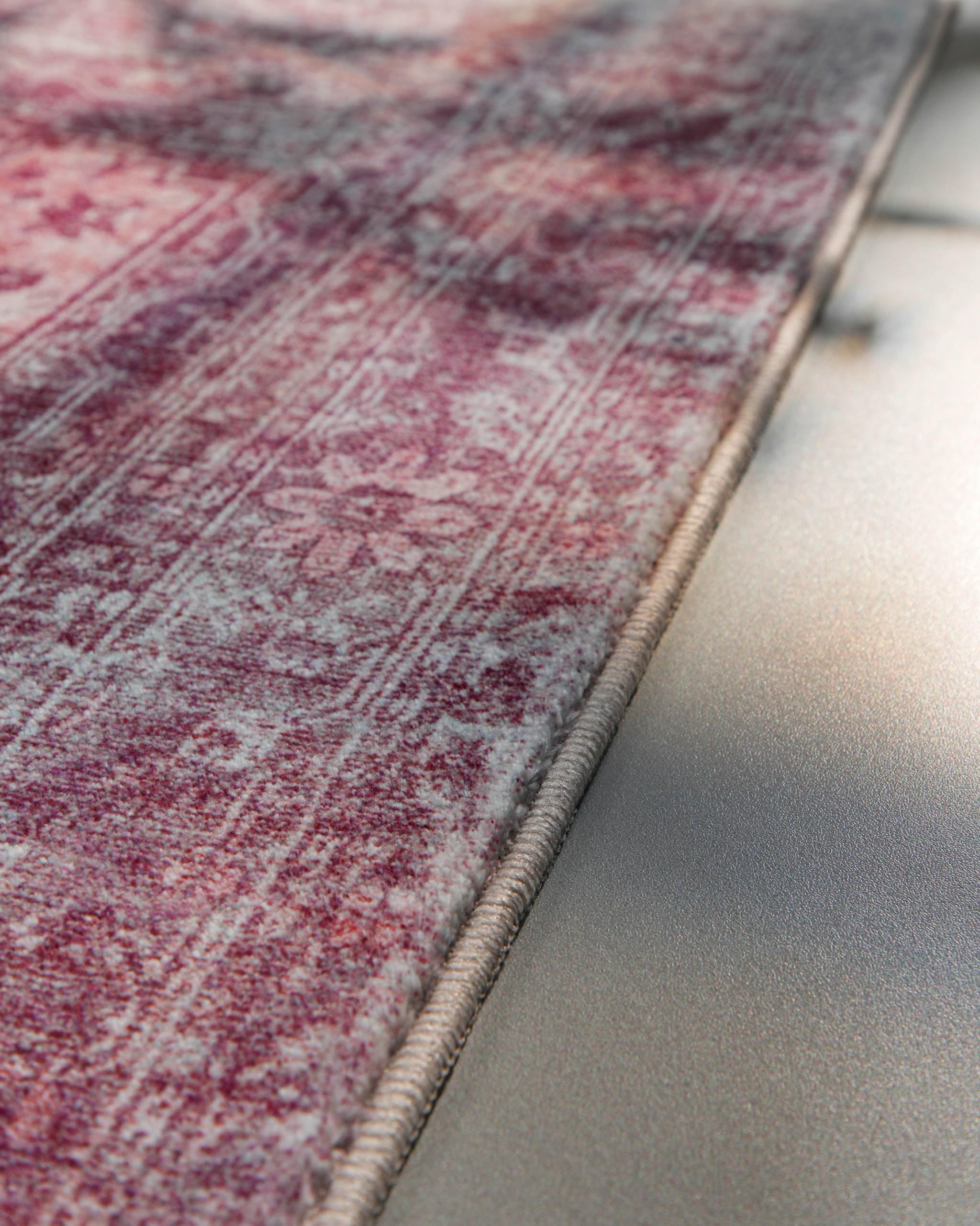 Wecon Home Badteppich Ralph, 80 x 150 cm, Pastell violett | orientalisches Vintage Design, rutschfester TPE-Rücken, waschbar bis 30 °C, OEKO-TEX® zertifiziert