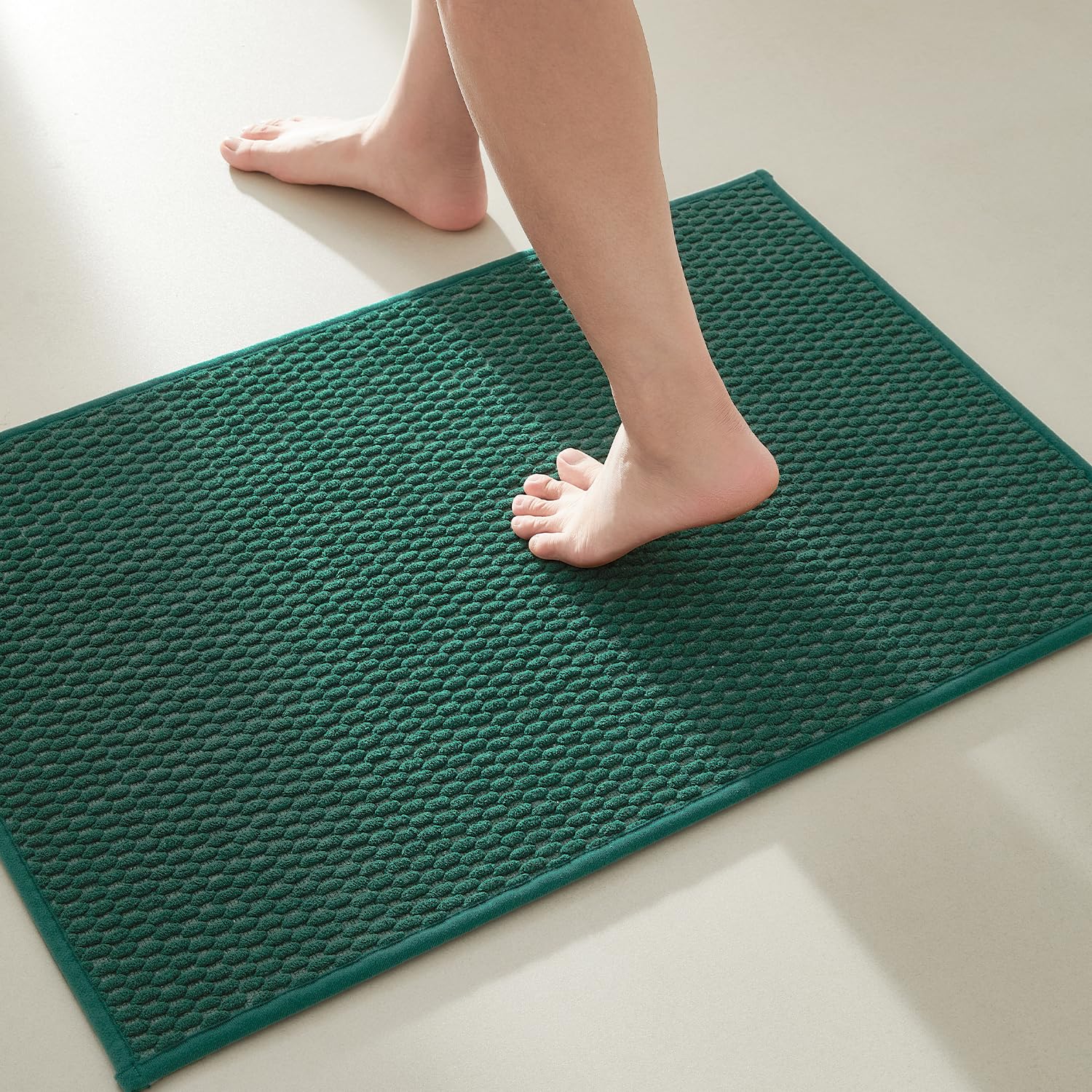 TYUU Bathroom Rugs Non Slip Washable, Super Absorbent Thin Bath Mat Small Quick Dry Low Pile Bathroom Rug, Dark Green 20"x30"