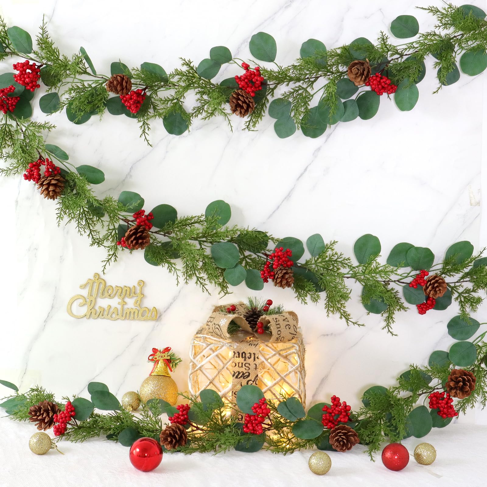 Artiflr 6 Voet Kunstmatige Kerst Pine Garland Met Rode Berry Tak Pine Cone Sparren Cypress Bessen Winter Groen Garland Voor Vakantie Seizoen Mantel Open Haard Tafelloper Centerpiece Decor