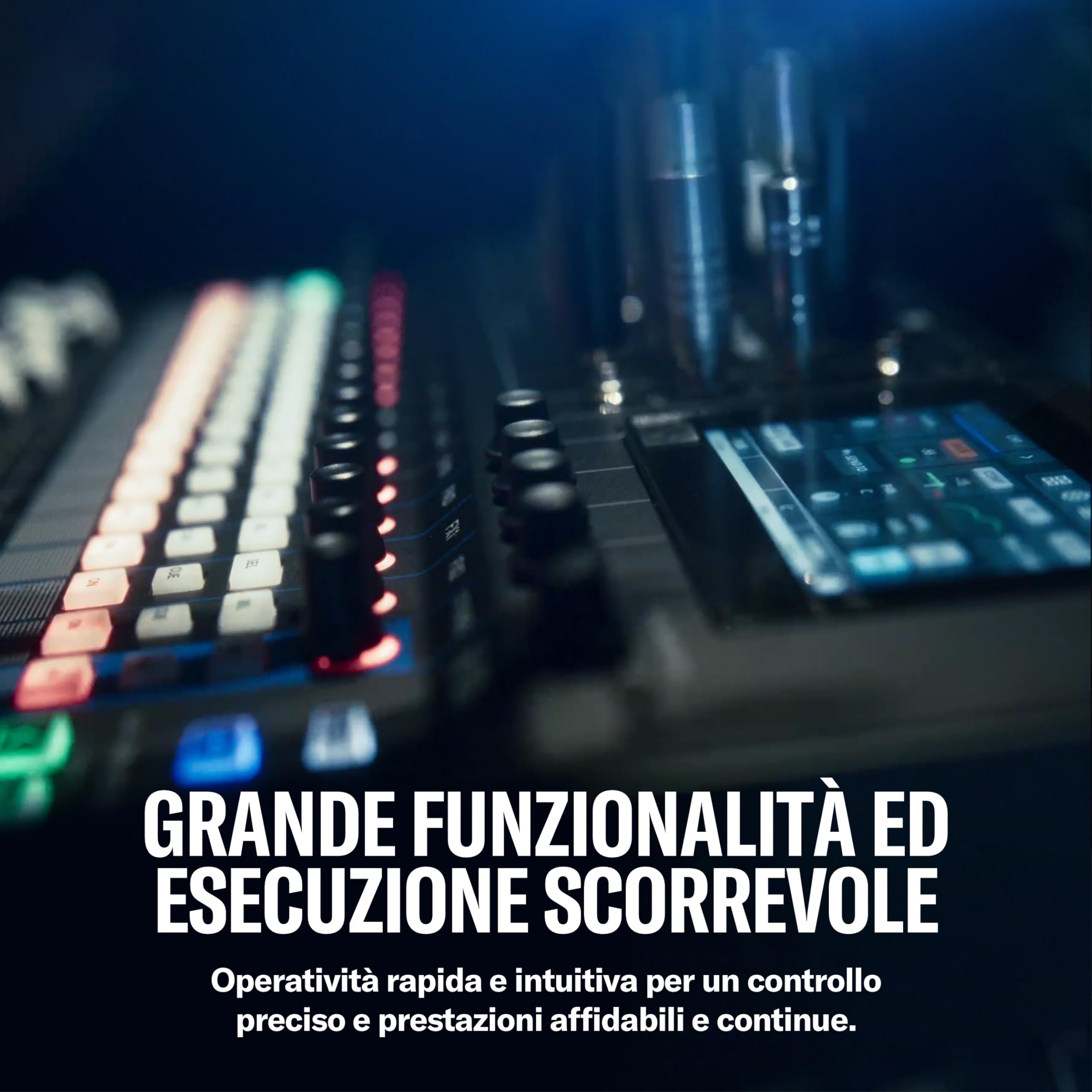YAMAHA MGX12 Console di Mixaggio Digitale con LCD Touch, Bluetooth, Nero | Mixer Compatto con Doppia USB, Registrazione Multitraccia su microSD e Strumenti Audio Intelligenti