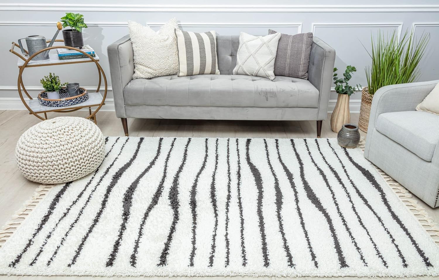 Rugs America BT10A Daydream White Stripe Modern White Non-Shedding Living Room Bedroom Dining Home Office Area Rug, 2'6" x 4'