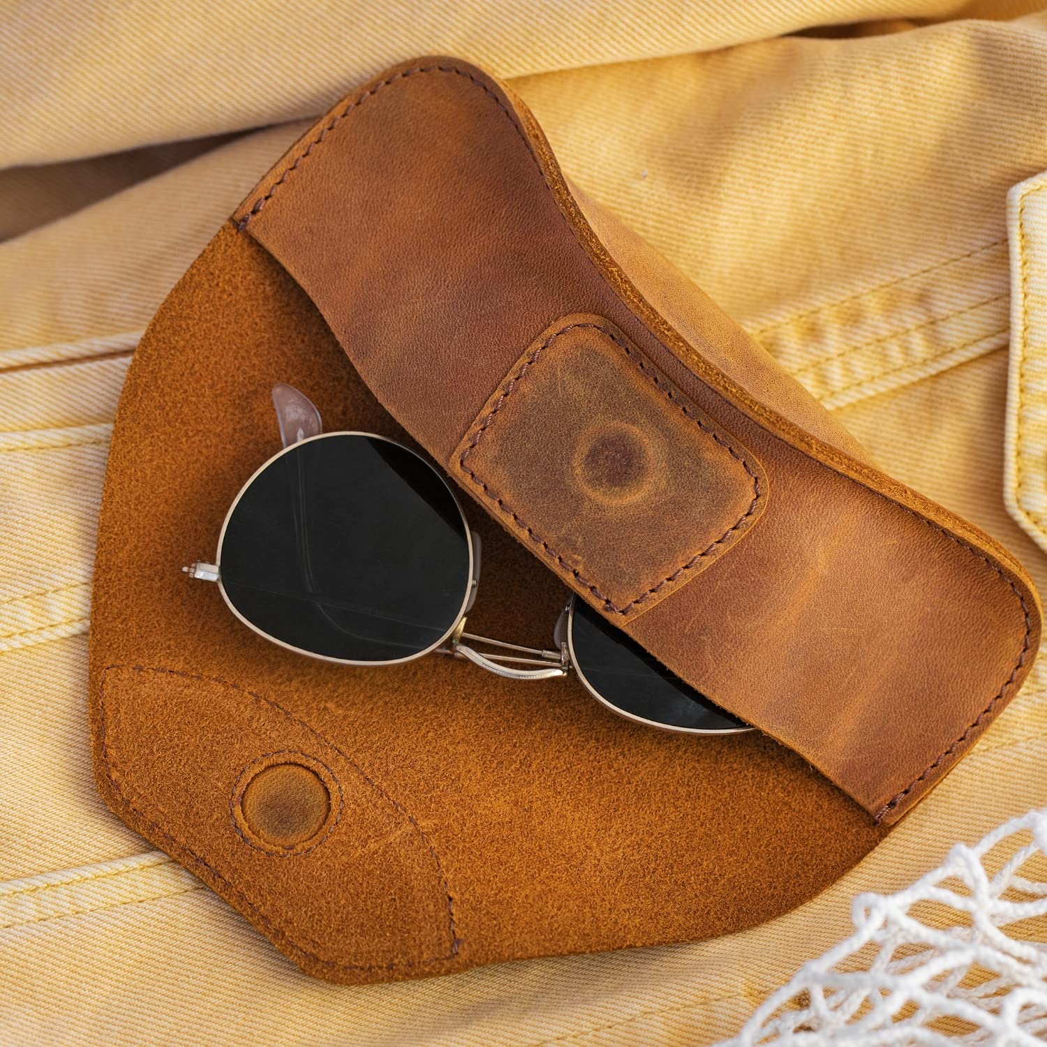 Londo Custodia per Occhiali in Vera Pelle con Chiusura a Scatto Magnetica - Unisex