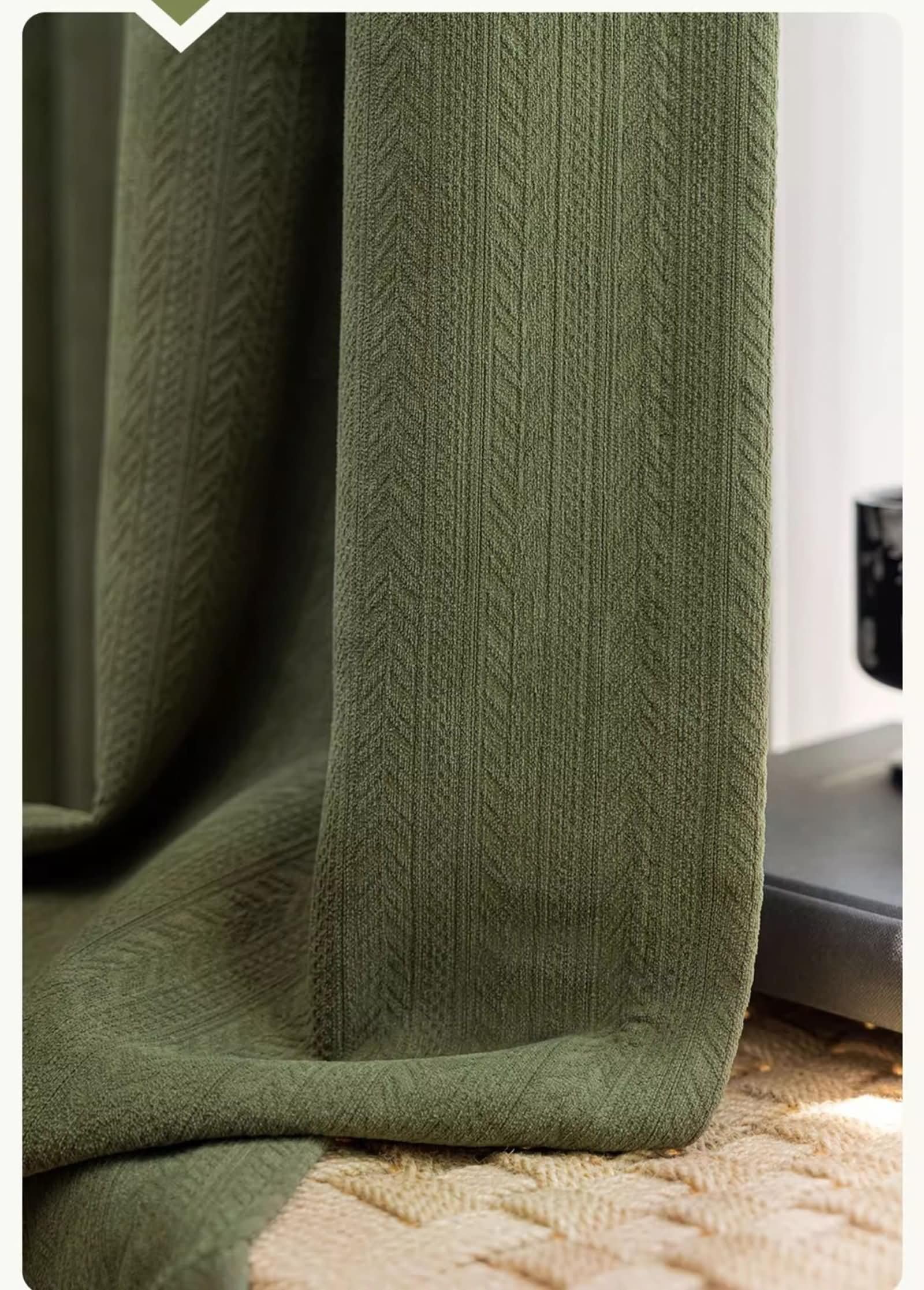 KnSam Rideaux Occultant Isolation Thermique Chenille Vert Olive, 2 Pièces, Rideau Fenetre Salon Jacquard Chevrons à Crochets, 102x138cm x 1pcs