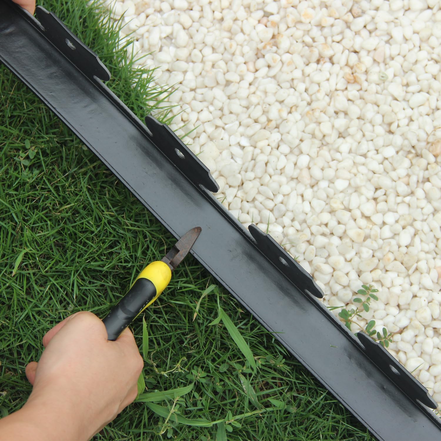 JDXN No Dig Landscape 2 Inch Tall Edging Garden Edging Landscape Edging Comes with Spikes for Landscaping, Flower Gardens, Lawn (Black, 80ft)