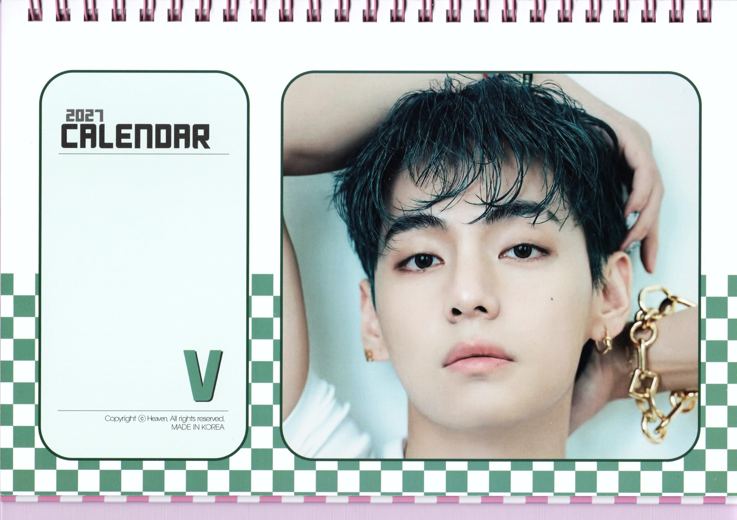Amazon.co.jp: 防弾少年団 V テテ グッズ 卓上 カレンダー (写真集