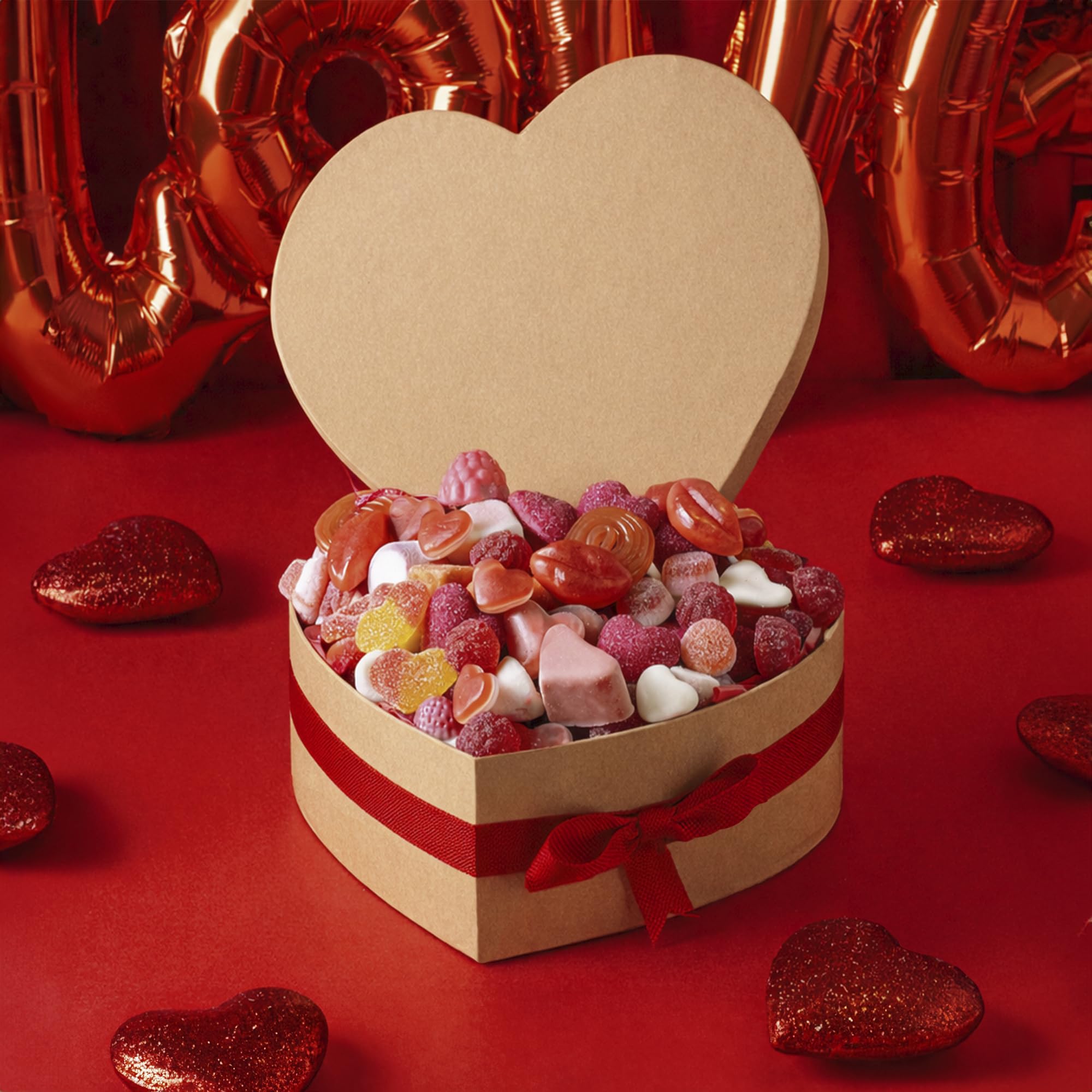 Onza Corazón de Chuches y Gominolas para regalar por San Valentín - Regalo original parejas - Caja de Chucherías surtidas: 1KG - Regalos originales san valentin Mujer, Hombre