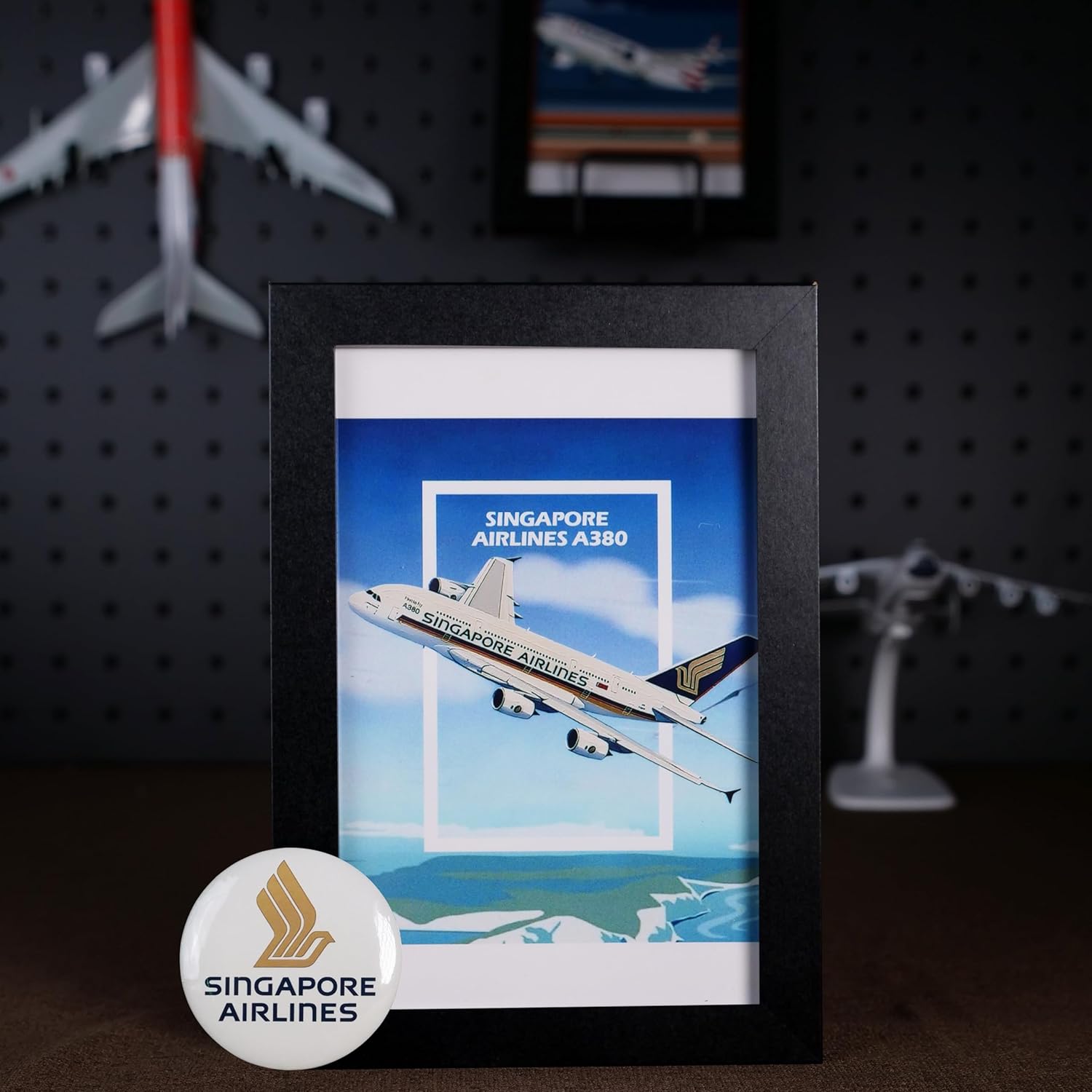 Stratosphere Model Singapore Airlines Airbus A380-800 Diecast Aircraft 1:300 Scale, Luxury Double-Decker with Display Frame, Metal Pins & Card Pack, Premium Aviation Gift,