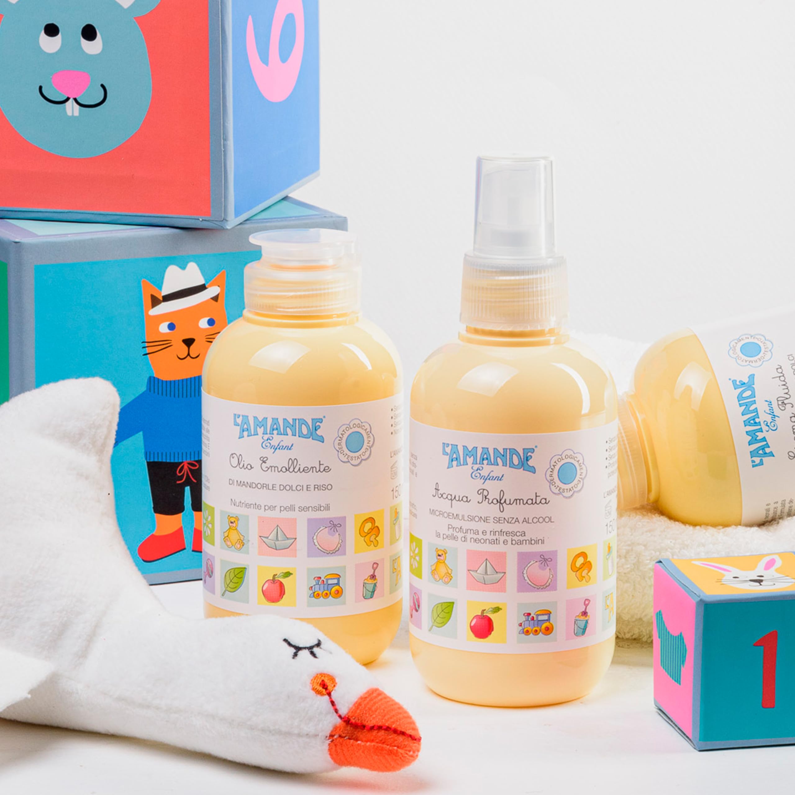 L'AMANDE - Acqua Profumata Bambini e Neonati, Spray Corpo ad Azione Idratante e Calmante, Senza Alcool con Estratto di Riso, Lozione Rinfrescante per Pelli Sensibili - Enfant, 150 ml