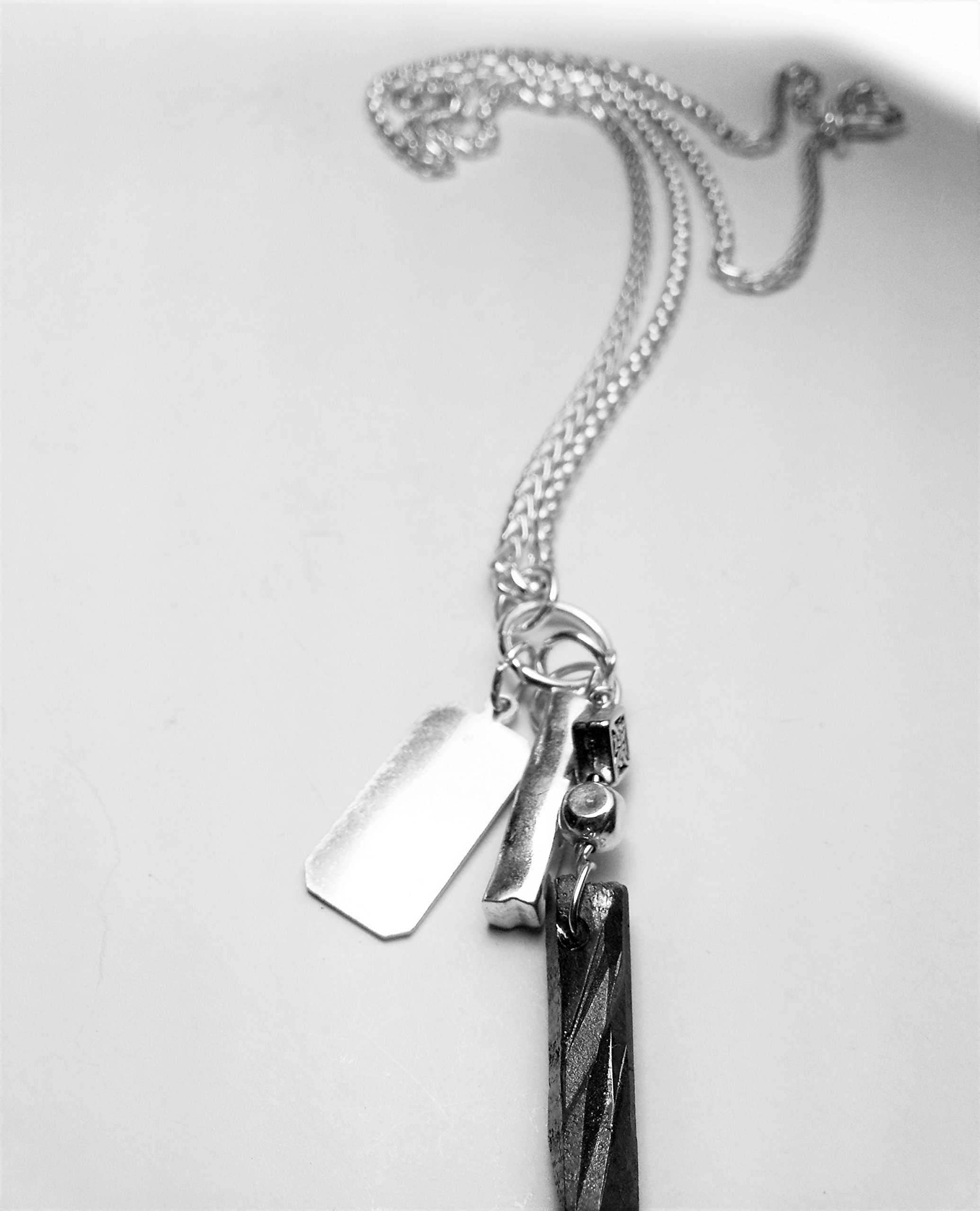 20 Inch Silver Chain Man Necklace with Crystal Pendant