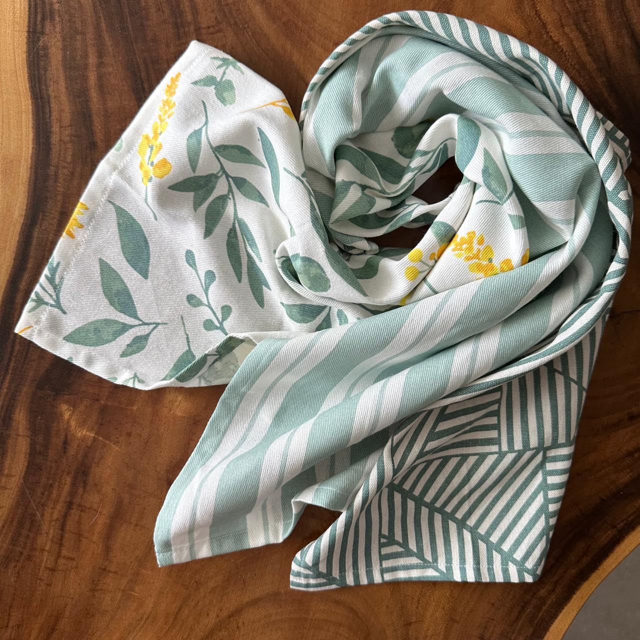 Oak & Lily Set of 3 Kitchen Napkins | Dish Towels | 100% Cotton | Premium European Quality | Washable, Large Size (40 * 60cm) Kitchen Cloth for Roti, Cleaning, Drying, Wiping | Sage Green 2