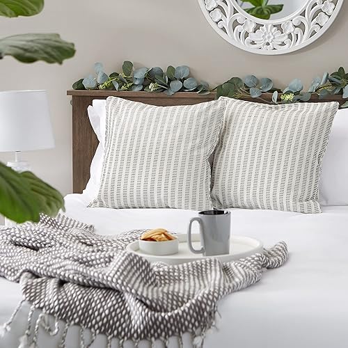 Miniatura 4 de DII Colección de fundas de almohada, algodón reciclado, cremallera oculta, 18x18, rayas Dobby, blanco roto, 2 piezas