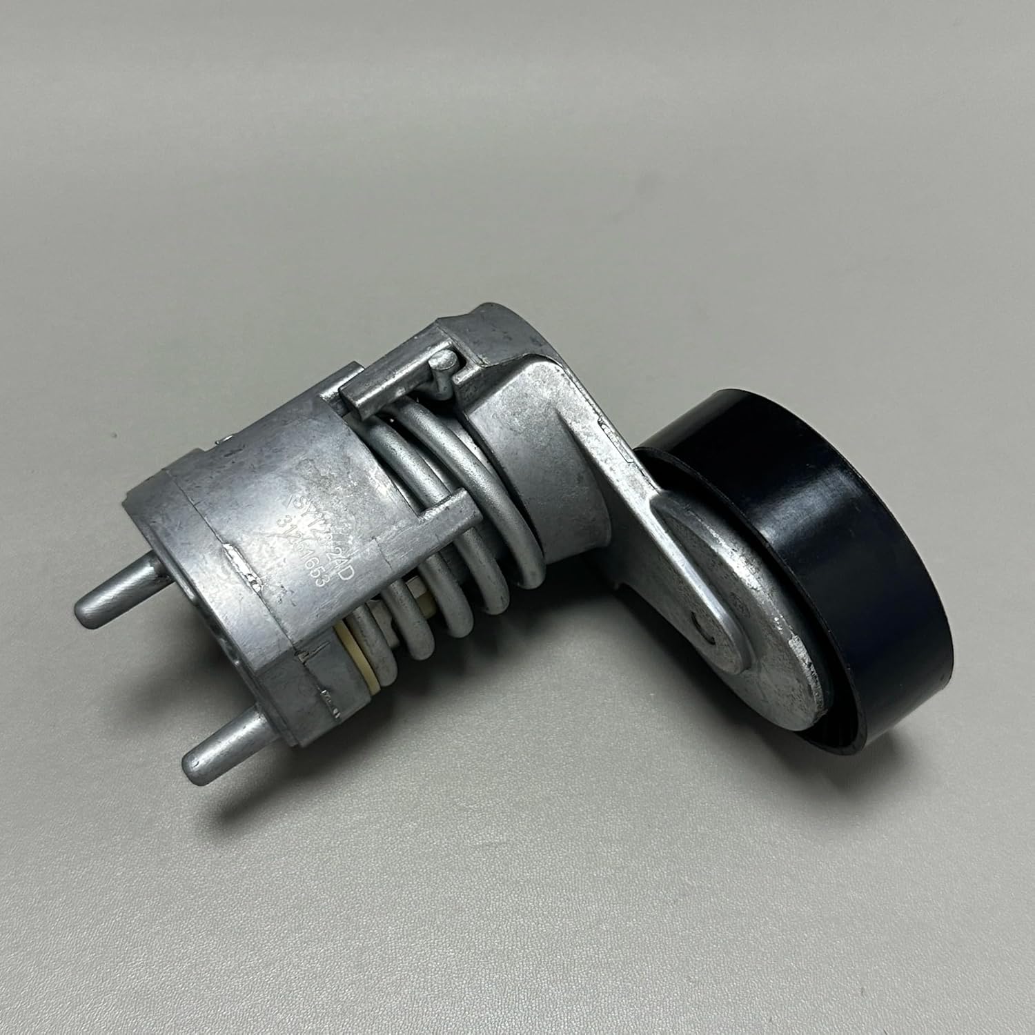 Tensioner Assembly for Volvo V50 S40 V40 C70 C30 31251653 Drive Belt Tensioner Pulley Assembly