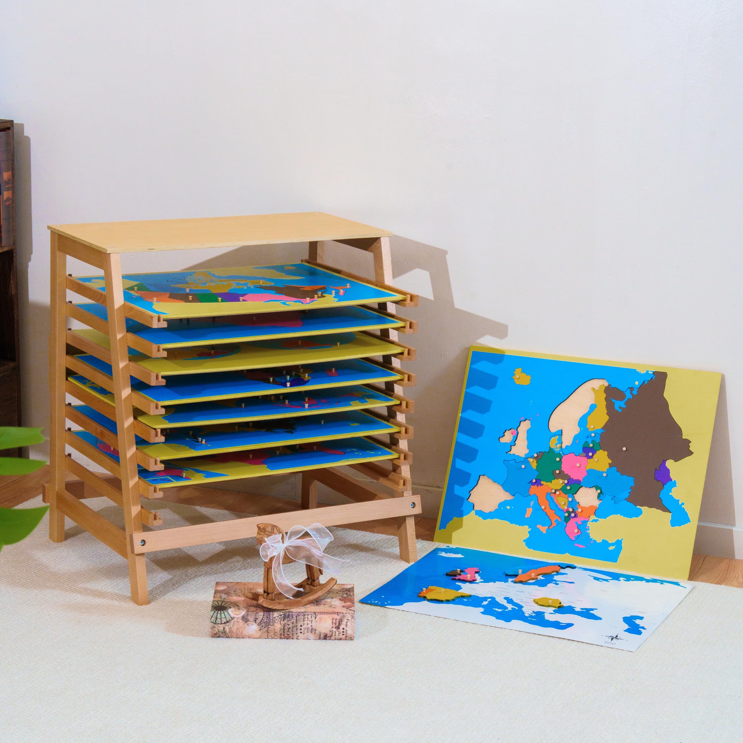 Montessori materiały geograficzne – mapy świata, kontynenty, drewniana zabawka edukacyjna do przedszkola, szkoły podstawowej, do klasy domowej, od 3 lat (Montessori puzzle, stojak na karty)