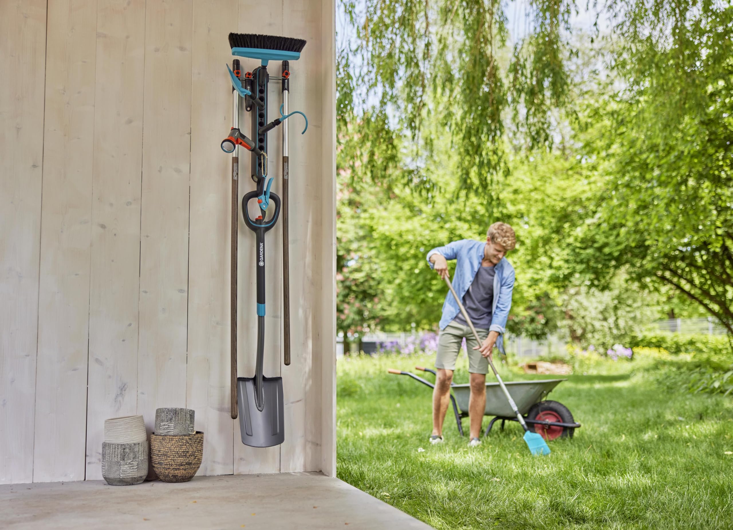 Gardena combisystem-Geräteleiste Flex: Ordnungssystem für Haus- und Gartengeräte, INKL. Einzelsteckern, aus recyceltem Material, erweiterbar, individuell bestückbar (3505-20)