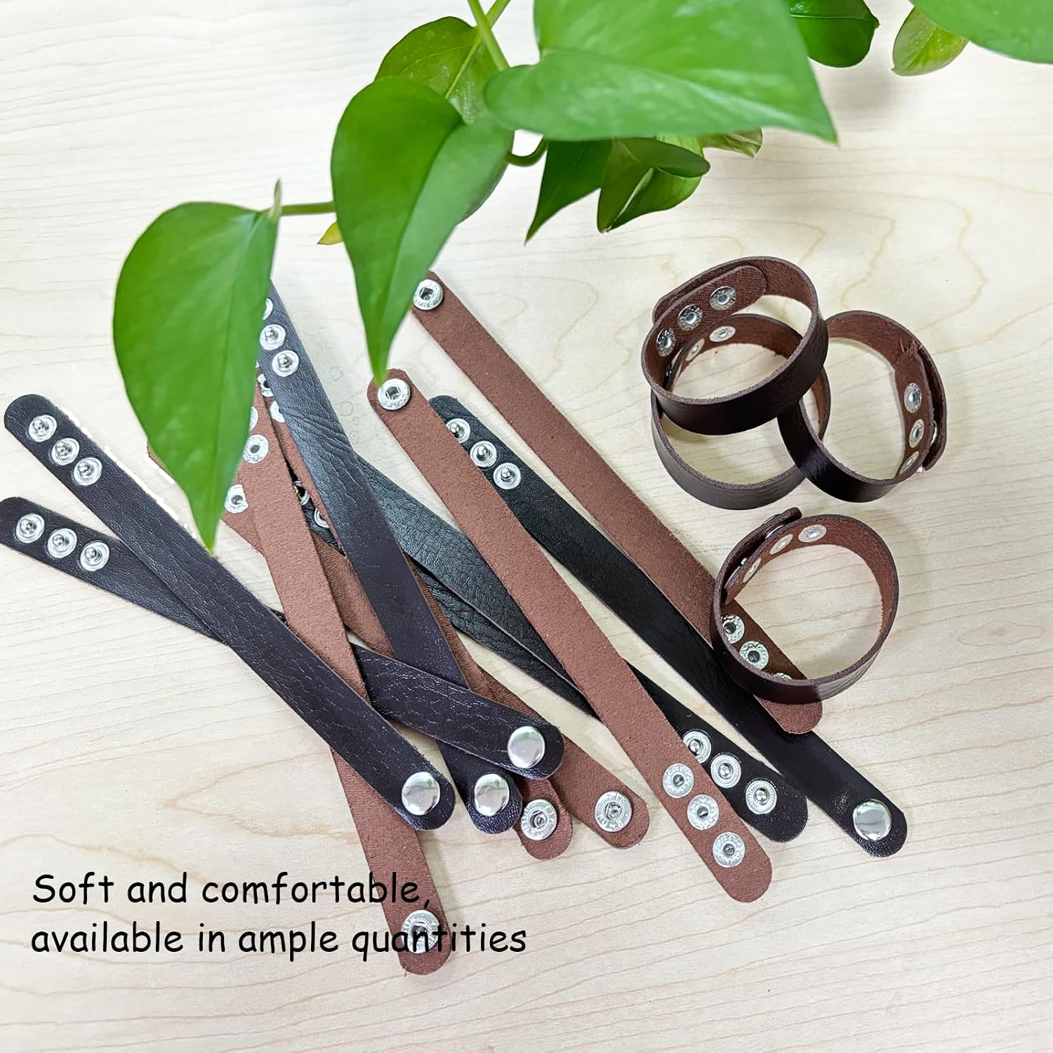 15 Pcs Plain Leather Bracelets, Adjustable Plain PU Wristband Snap Bracelets, Leather Bracelet Blanks for DIY Jewelry Making, Men Women, Brown