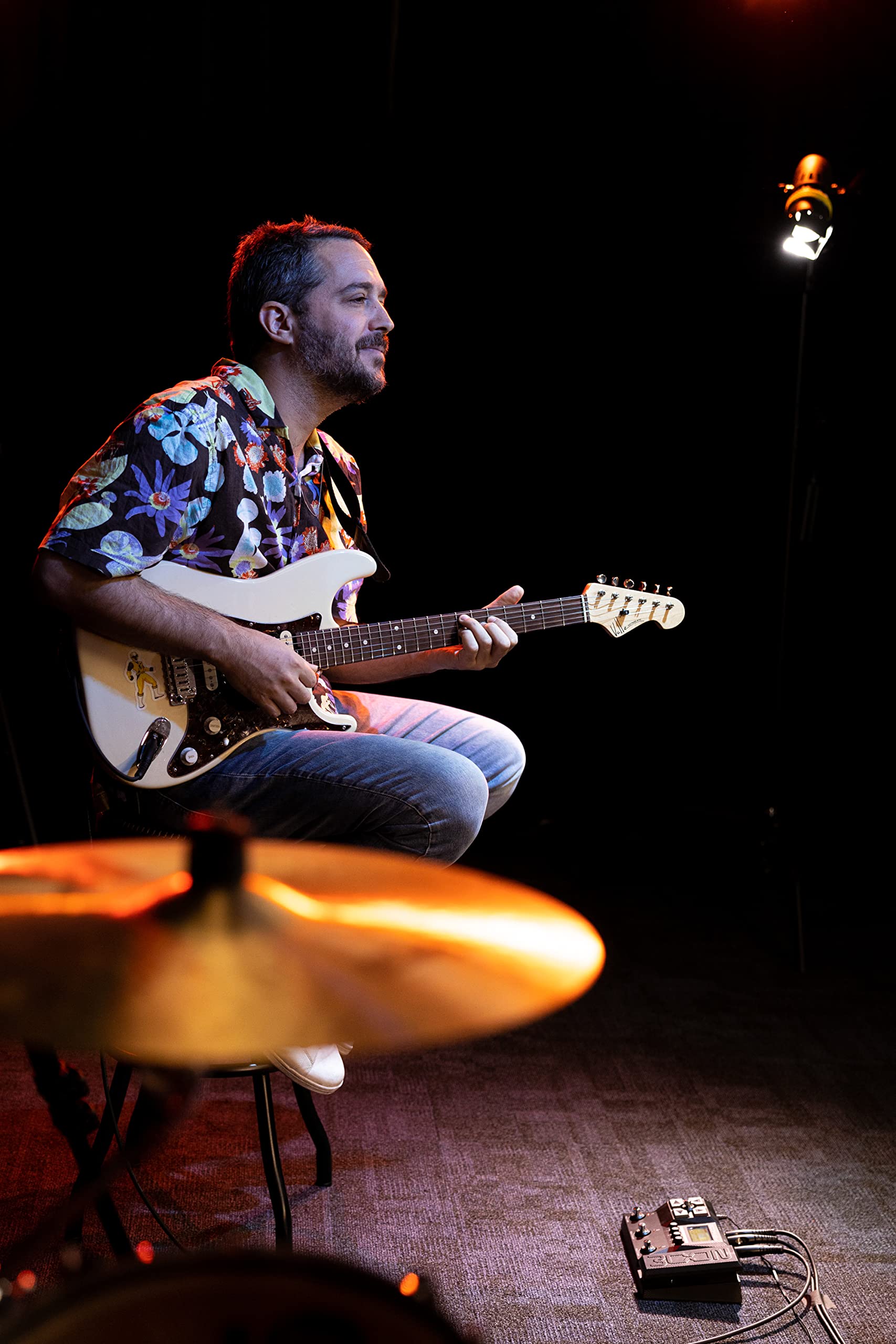 Zoom - G2X FOUR - Pedaliera multieffetto per chitarra con pedale di espressione, IR multistrato, oltre 75 effetti incorporati, looper, sezione ritmica, sintonizzatore, interfaccia audio, leggero