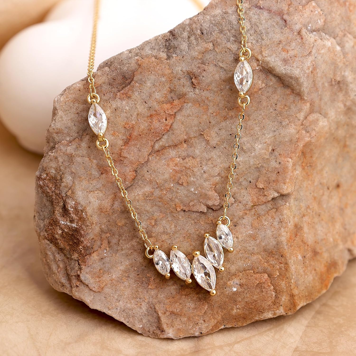 Sparkly Rhinestone Pendant Necklace for Woman, Dainty Cubic Zirconia Crystal Adjustable Chain Choker Necklaces Prom Wedding Fashion Jewelry Birthday Gift - Image 4