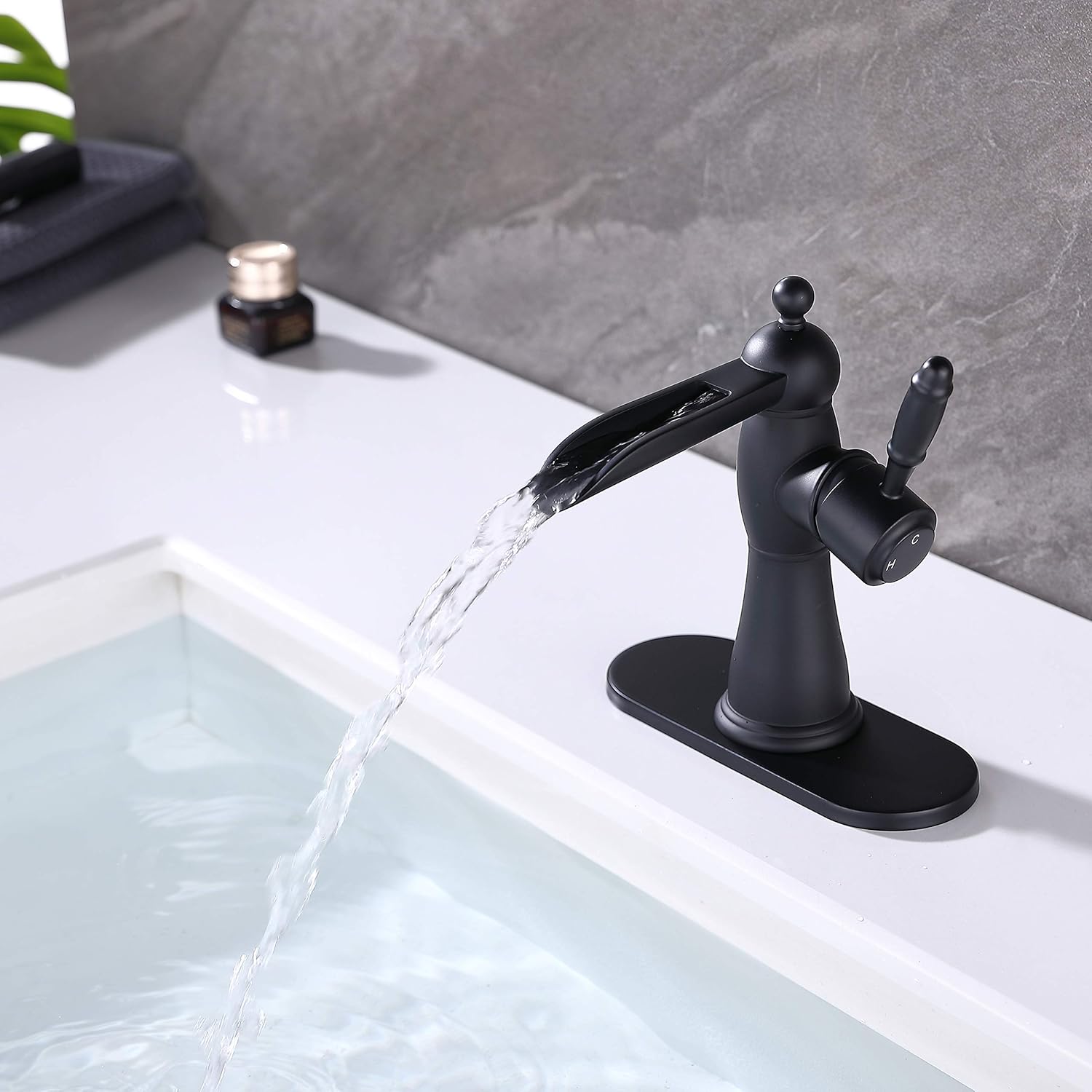 Nеw Arrіvаlѕ Mejor Solid Brass Single-Handle Waterfull Bathroom Faucet,Lavatory Faucet with 4 inches Deck Plate,CUPC Water Lines and Metal pop-up Drain with Overflow,Matte Black,ME2535P-MB Crеаtіvе Prоduсt Mejor Solid Brass Single-Handle Waterfull Bathroom Faucet,Lavatory Faucet with 4 inches Deck Plate,CUPC Water Lines and Metal pop-up Drain with Overflow,Matte Black,ME2535P-MB