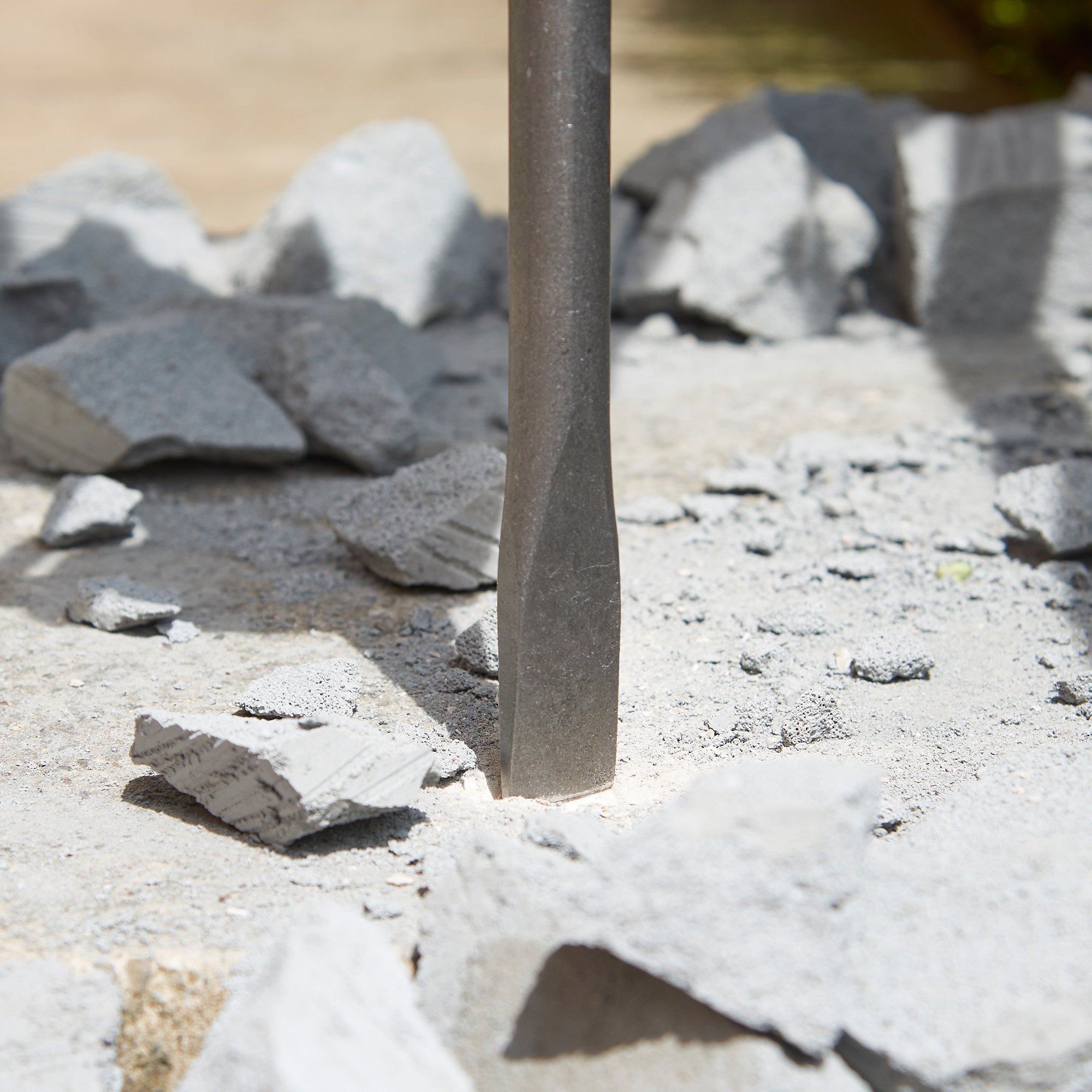 VonHaus Concrete Breaker Demolition Hammer Electric Chisel Jack Hammer Drill Corded 230V 1500W