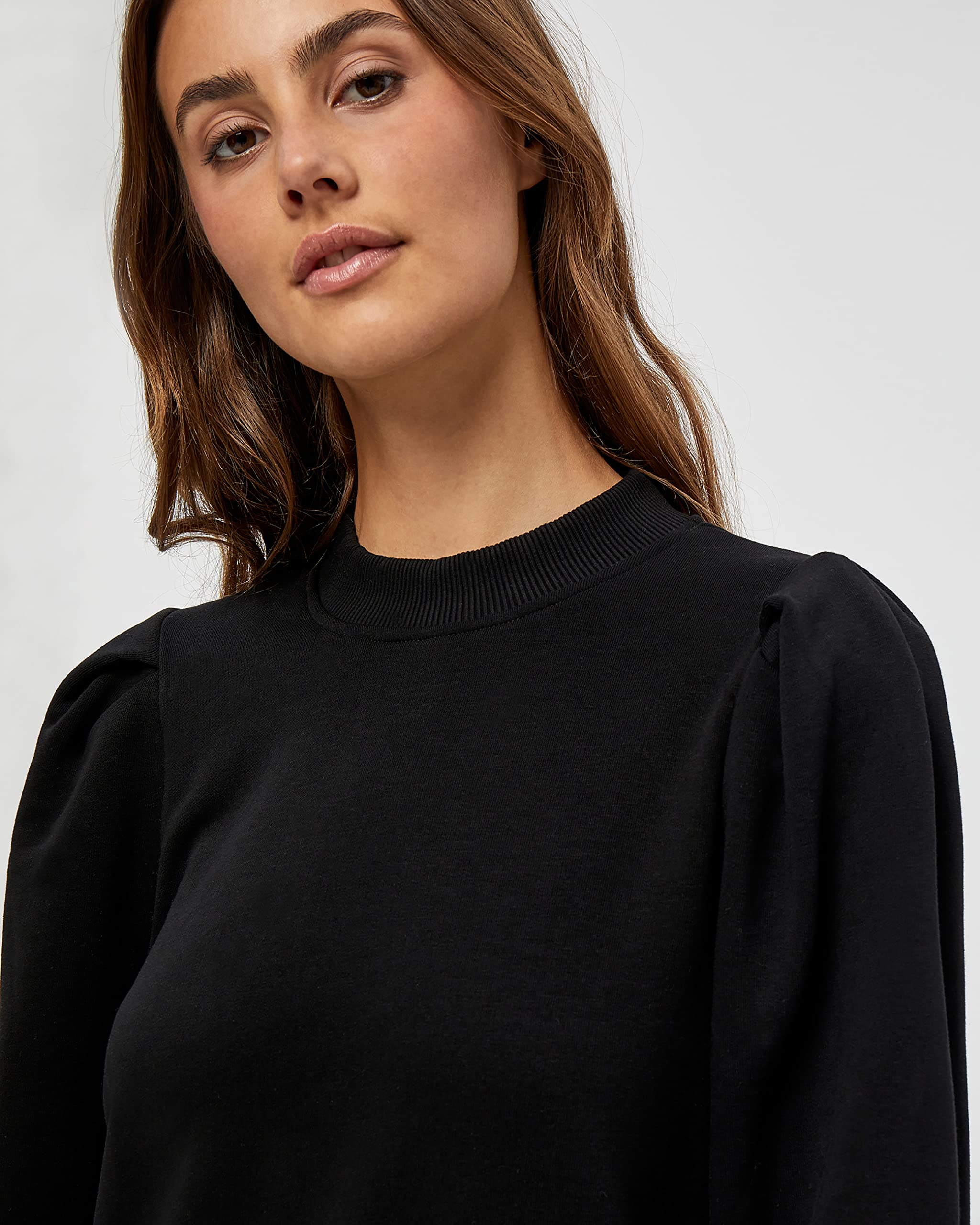 Minus Mika Puff sukienka z rękawami 3/4 | sukienka damska na jesień elegancka, 100 czarny., XS