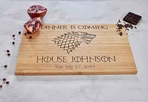 Miniatura 3 de Dinner Is Coming - GOT - Custom Engraved Cutting Board - Personalized - Wedding - Engagement - Gift - Anniversary