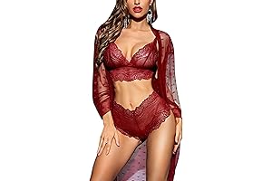 Enticing Boudoir Outfits for Captivating Photography Sessions