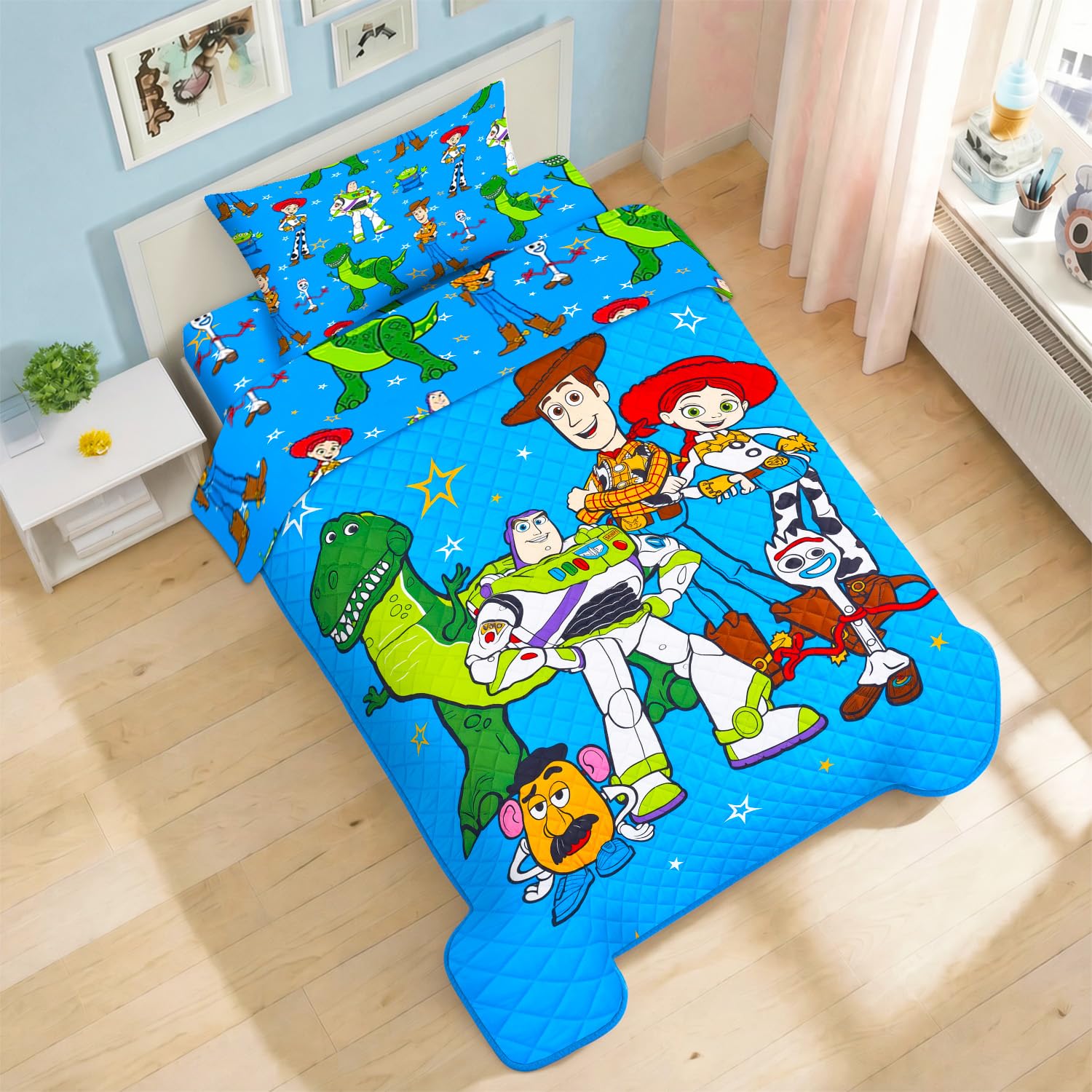 Amazon.com: Toy Story Twin Bedding Set - Bundle with Buzz and