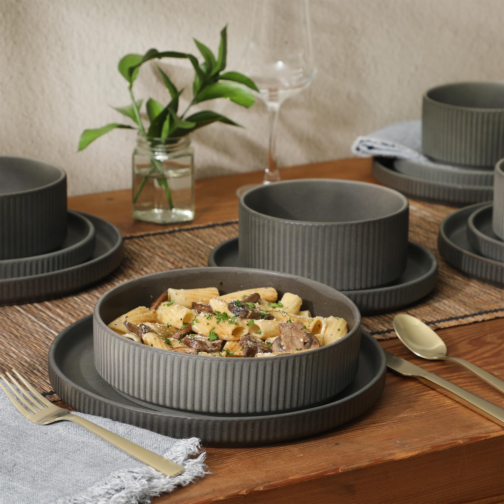Amazon.com | Gibson Elite Deerfield 16-Piece Stoneware Dinnerware