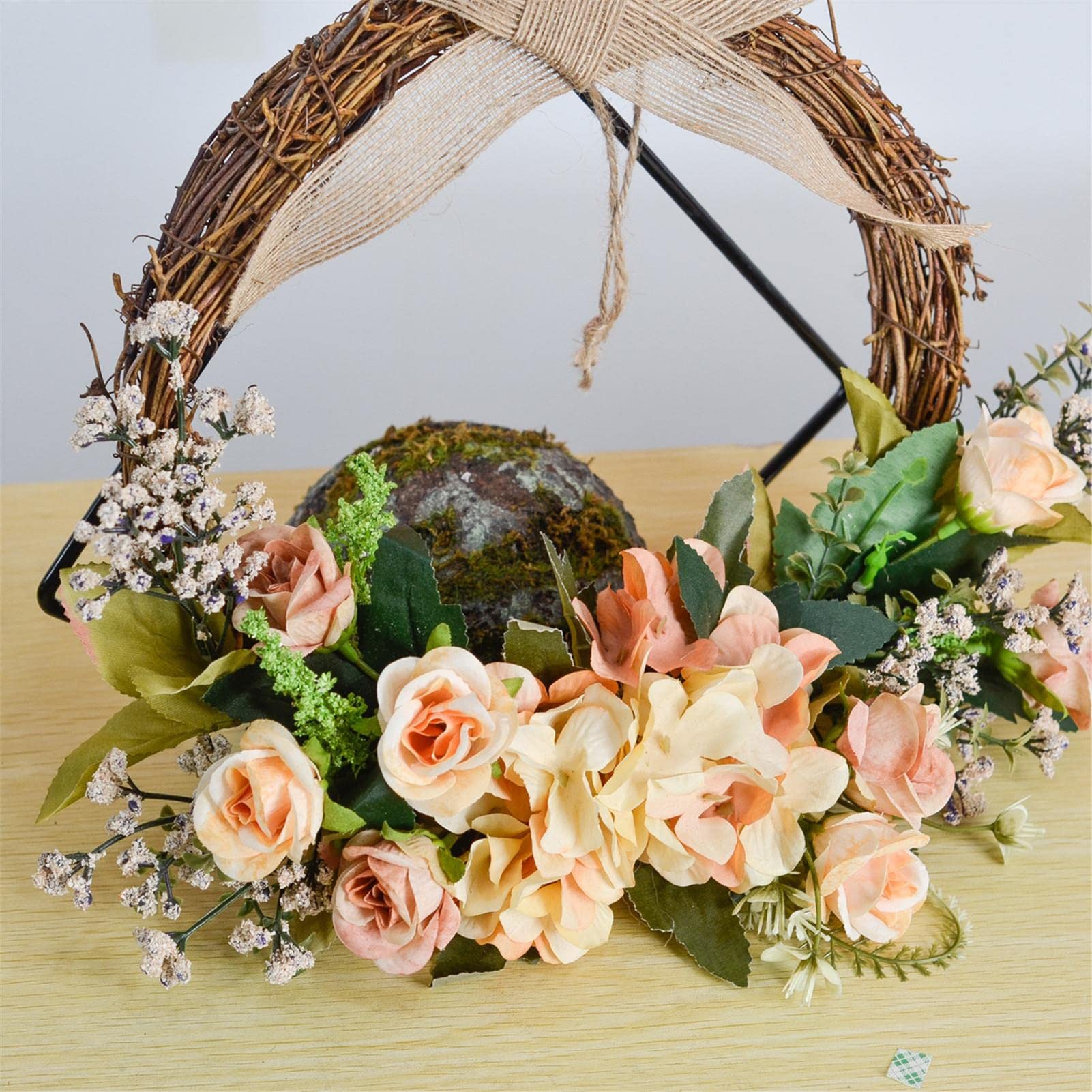 Corona artificiale in seta con fiori di ortensia e peonie da 15,7 pollici, corona di peonia con foglie verdi, corona di benvenuto per la porta