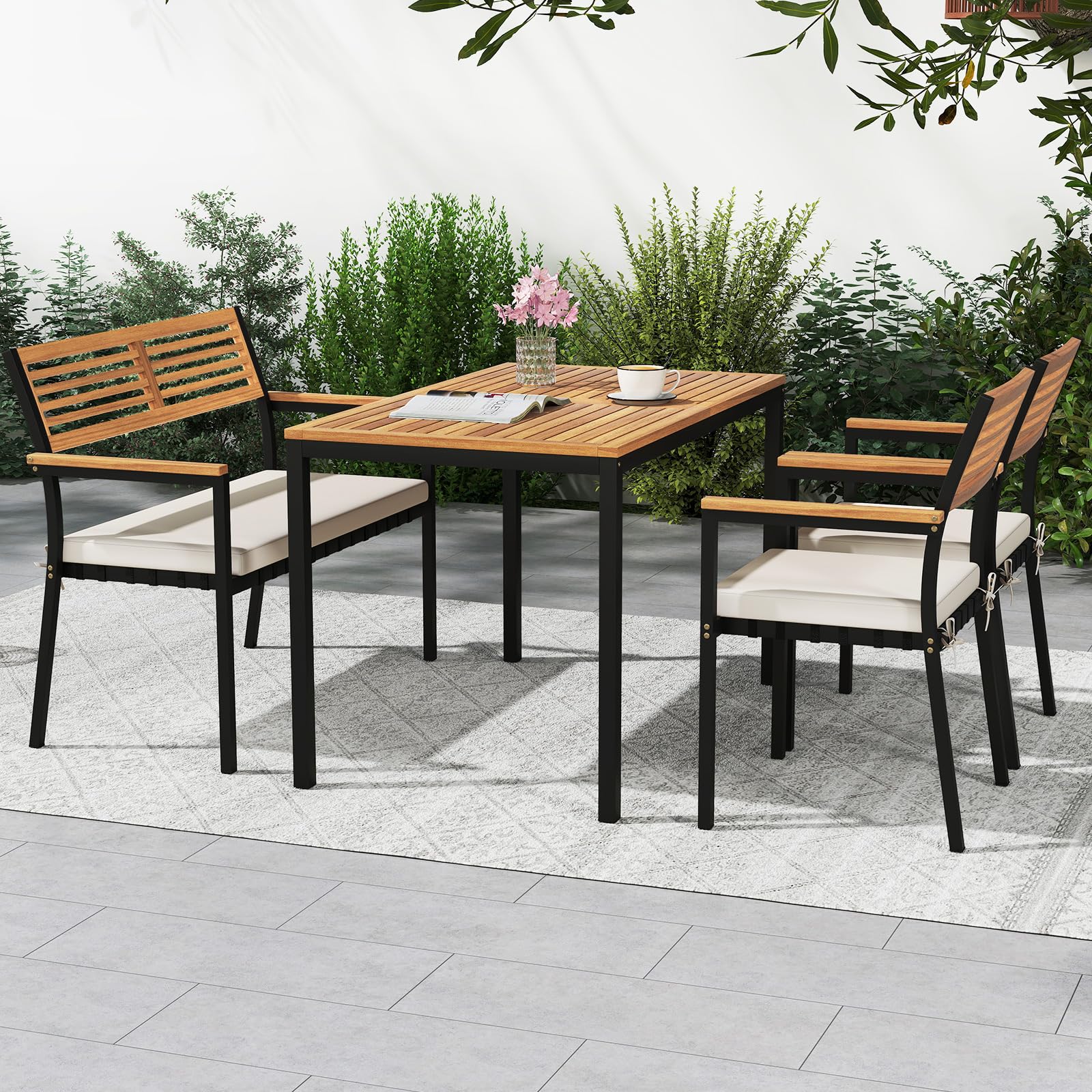 KOMFOTTEU Tavolo da Giardino con 2 Sedie e Panca con Foro per Ombrellone e Cuscino Morbid, Set Pranzo da Giardino Ergonomico in Legno di Acacia, Design Impilabile, Set Salotto per Esterno da Balcone