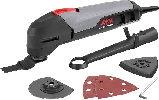 Skil 1470AA Outil Multifonction Oscillant (200W, Raccord pour Aspirateur, Plateau de Ponçage, 4 feuilles abrasives et Lame)