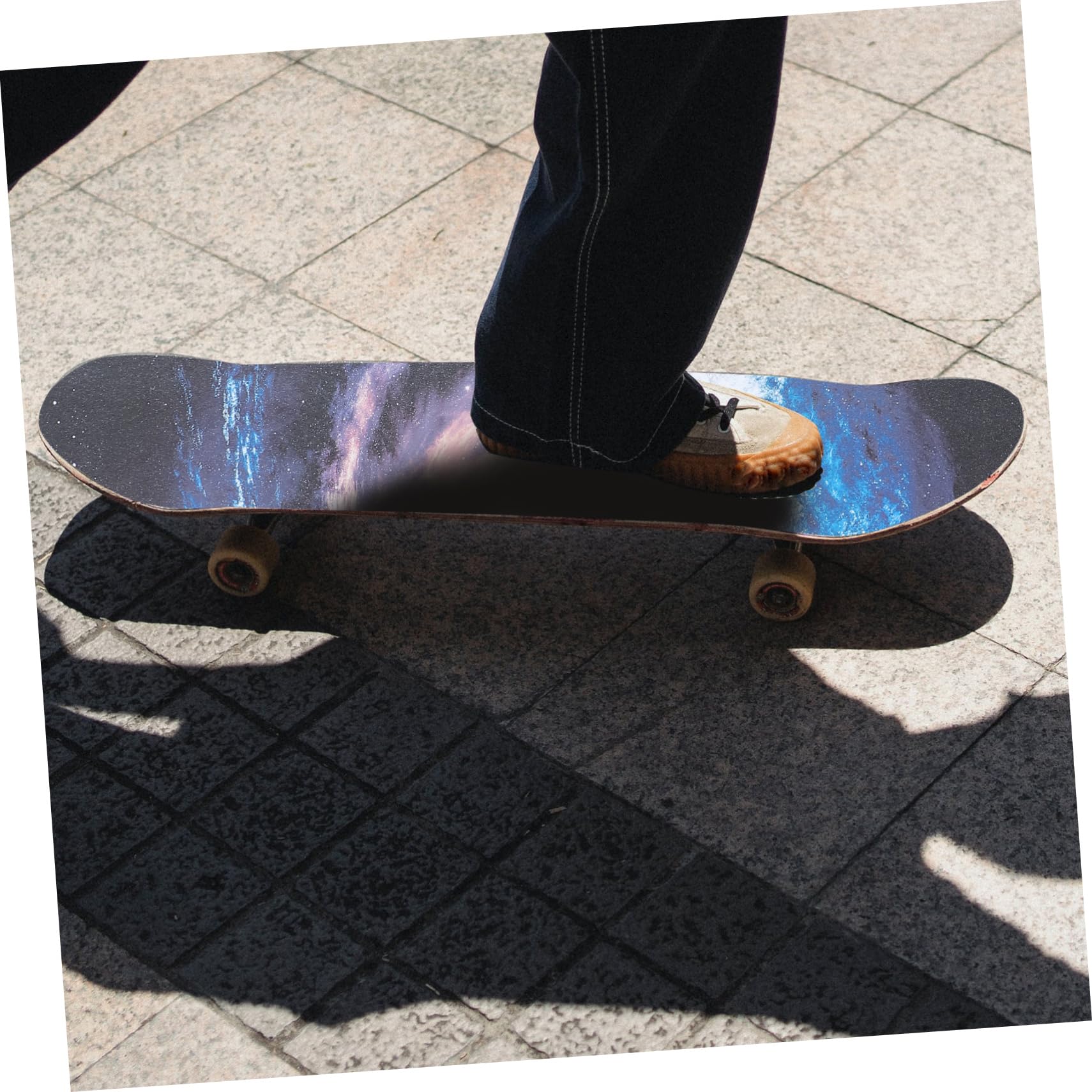 Kisangel 2 Pièces Four Wheel Skateboard Sandpaper Grip Tape Sheet Durable Slip Easy To Apply And Remove For And Skateboards