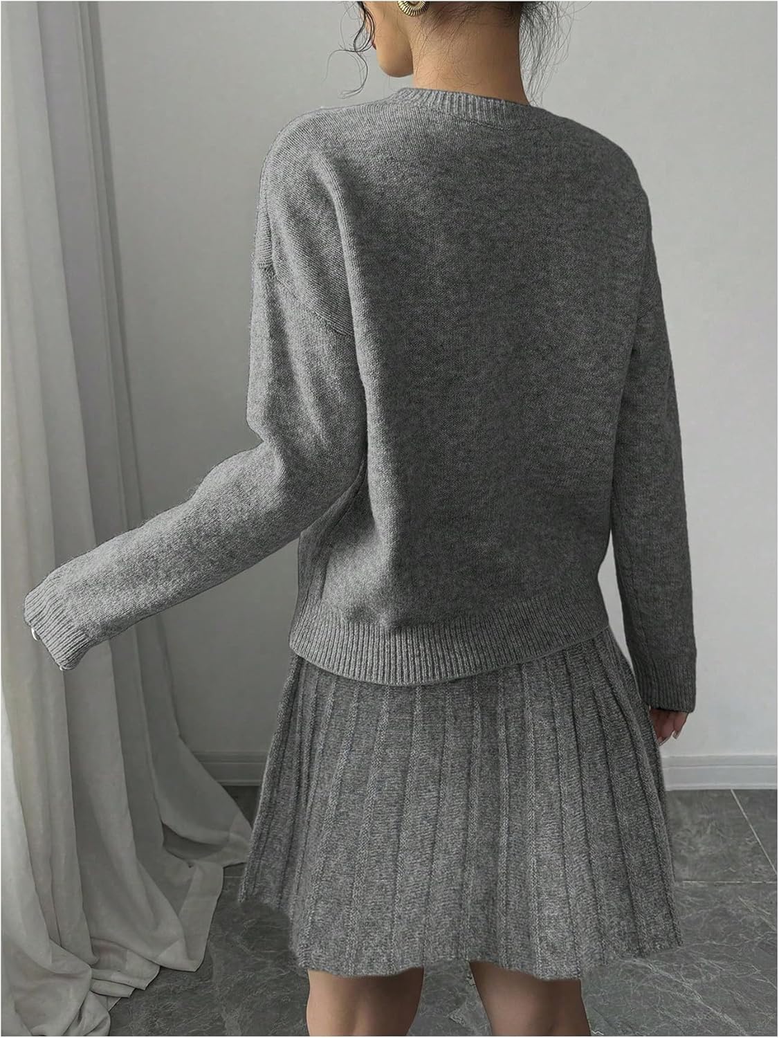 Verdusa Women's 2 Piece Outfits Flower Appliques Sweater Pullovers with A Line Pleated Skirt Elegant Knit Comfy Set - Image 2