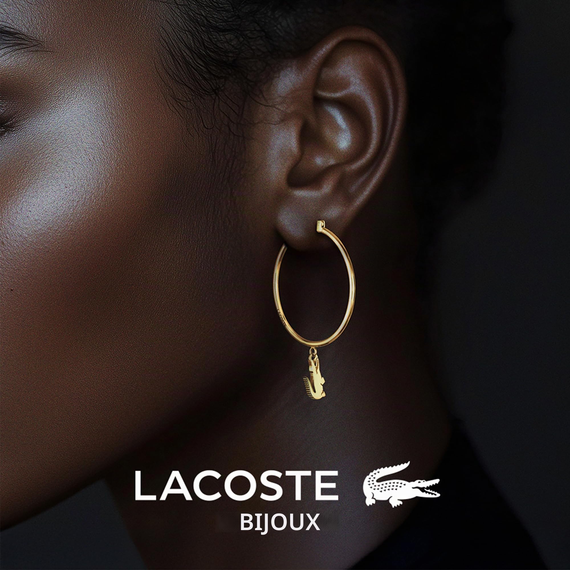 Lacoste Boucles d'Oreilles Créoles Pour Homme et Femme Collection CROCODILE en Acier Inoxydable avec un Charm en forme de Crocodile - Disponible en Version Or ou Argent