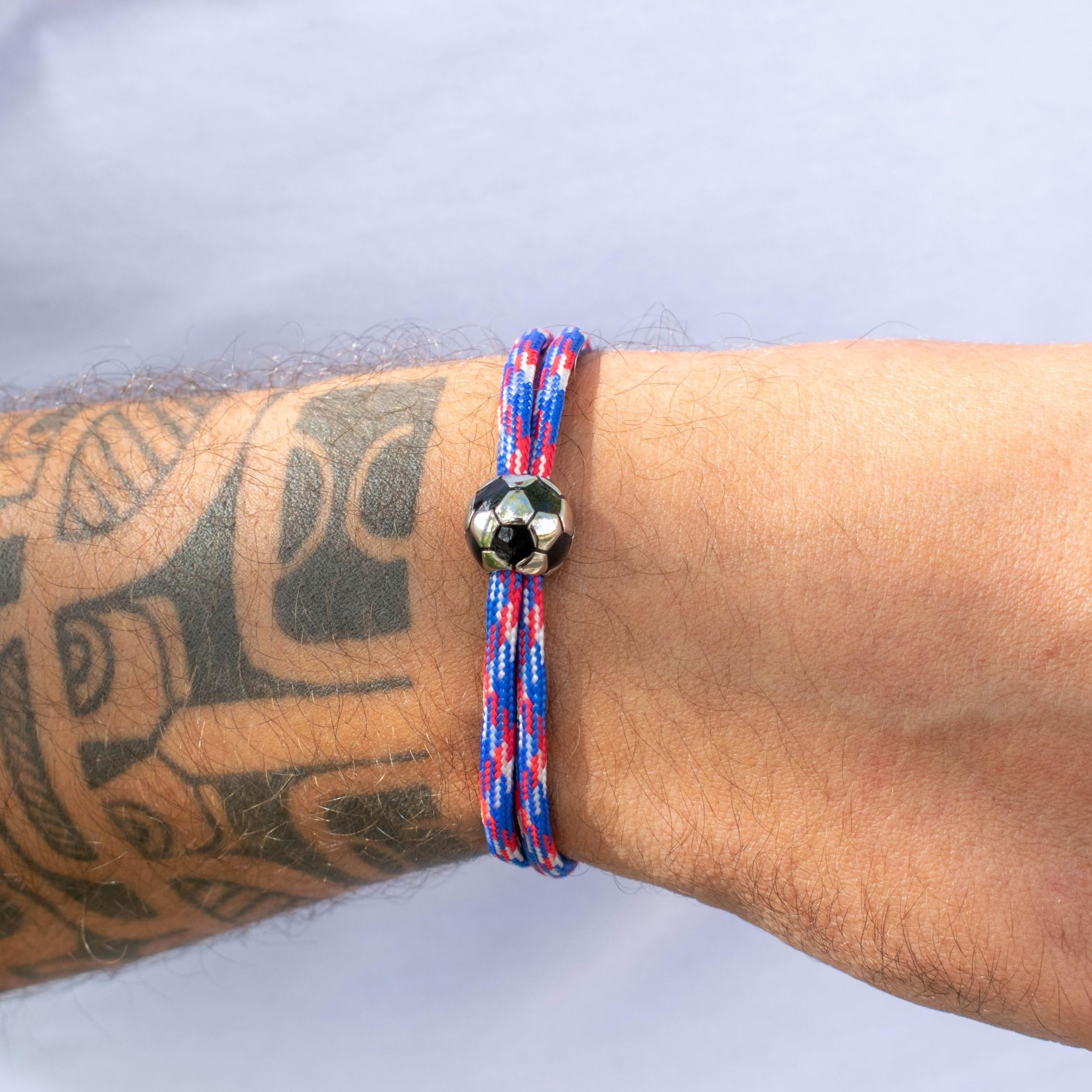 Ernestine - Bracelet Football réglable acier inoxydable - Idée cadeau foot homme enfant - Bracelet sport Foot - Cadeau Homme Noël anniversaire fête des pères - accessoire équipe Football