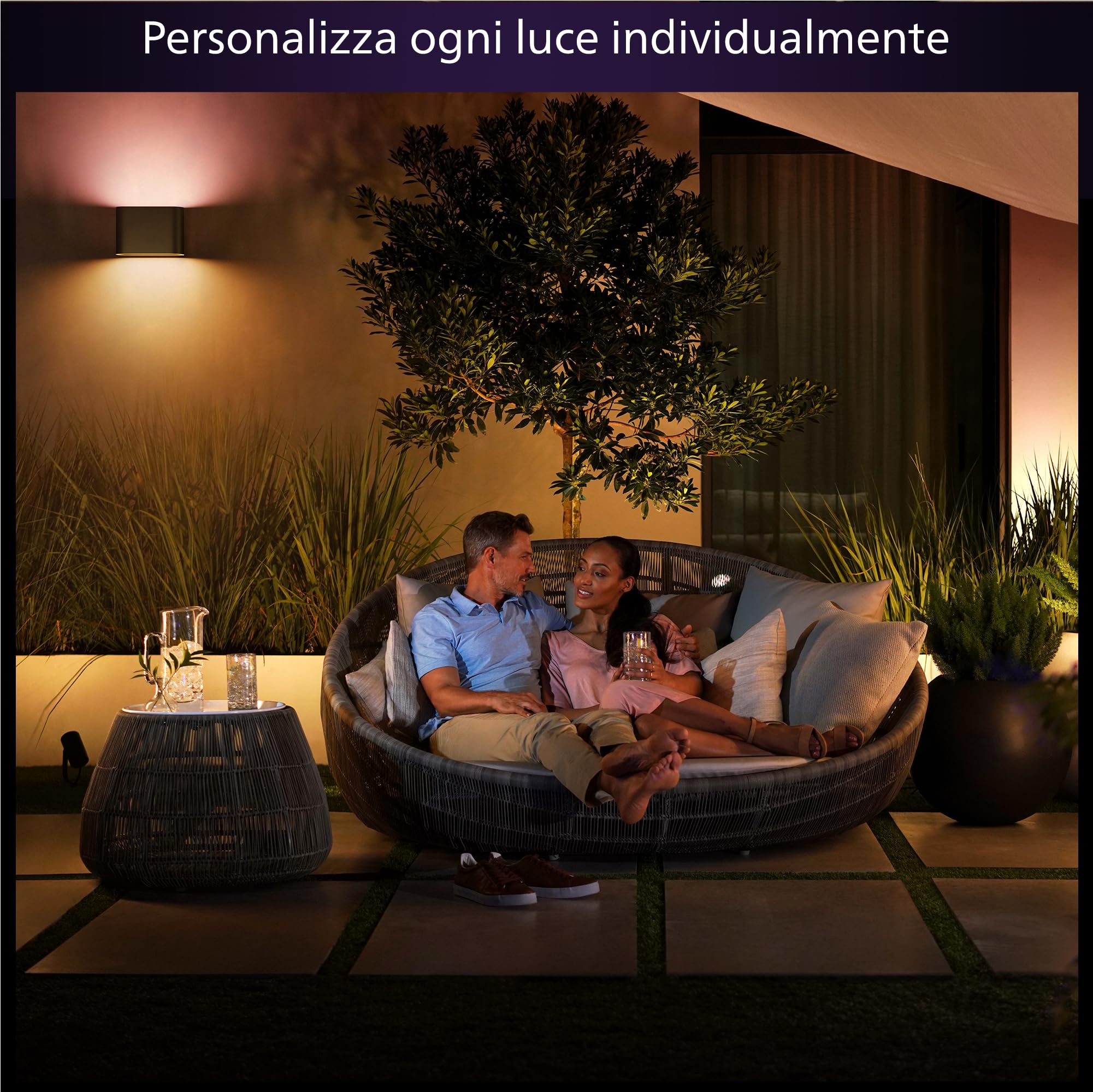 Philips Hue Dymera White and Color Ambiance, Lampada Smart da Parete, Lampada da Parete Design con Controllo Vocale con Alexa, Apple Home e Google Assistant Nero