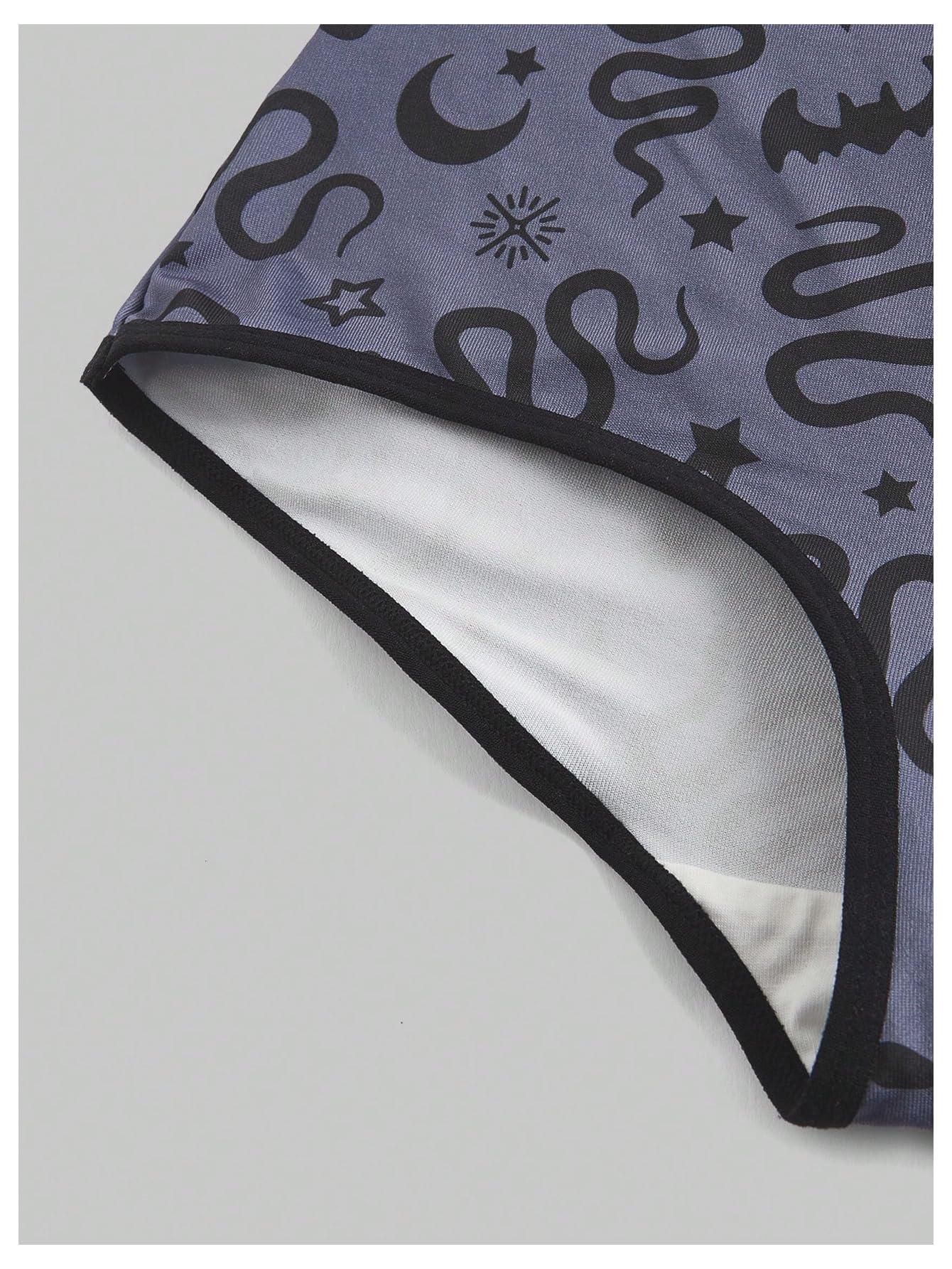 WDIRARA Women's 5 Pack Goth Graphic Panties Boyshorts Mid Rise Shorts Briefs Boxer: Small Multicolor