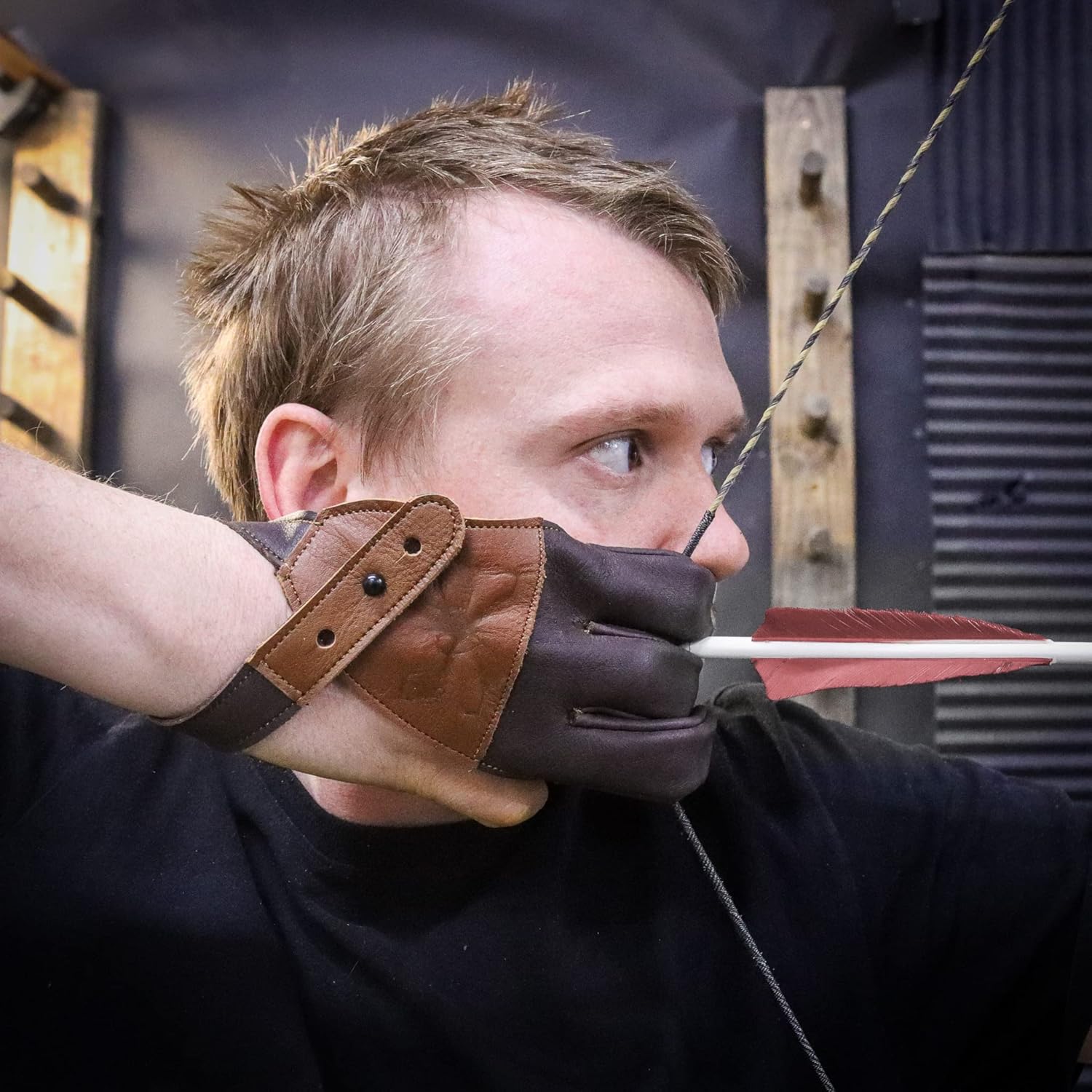 Shatterproof Archery Shooting Glove, Traditional Archery Glove