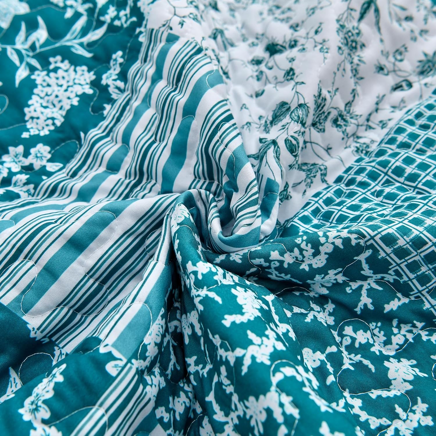 Mybedsoul Teal Blue Quilt Set King Size 3 Pieces Boho Plaid Turquoise Floral Bedspread Set Microfiber Lightweight Bohemian Bedding Bedspread Coverlet Set for All Season 90"x104" - Image 7