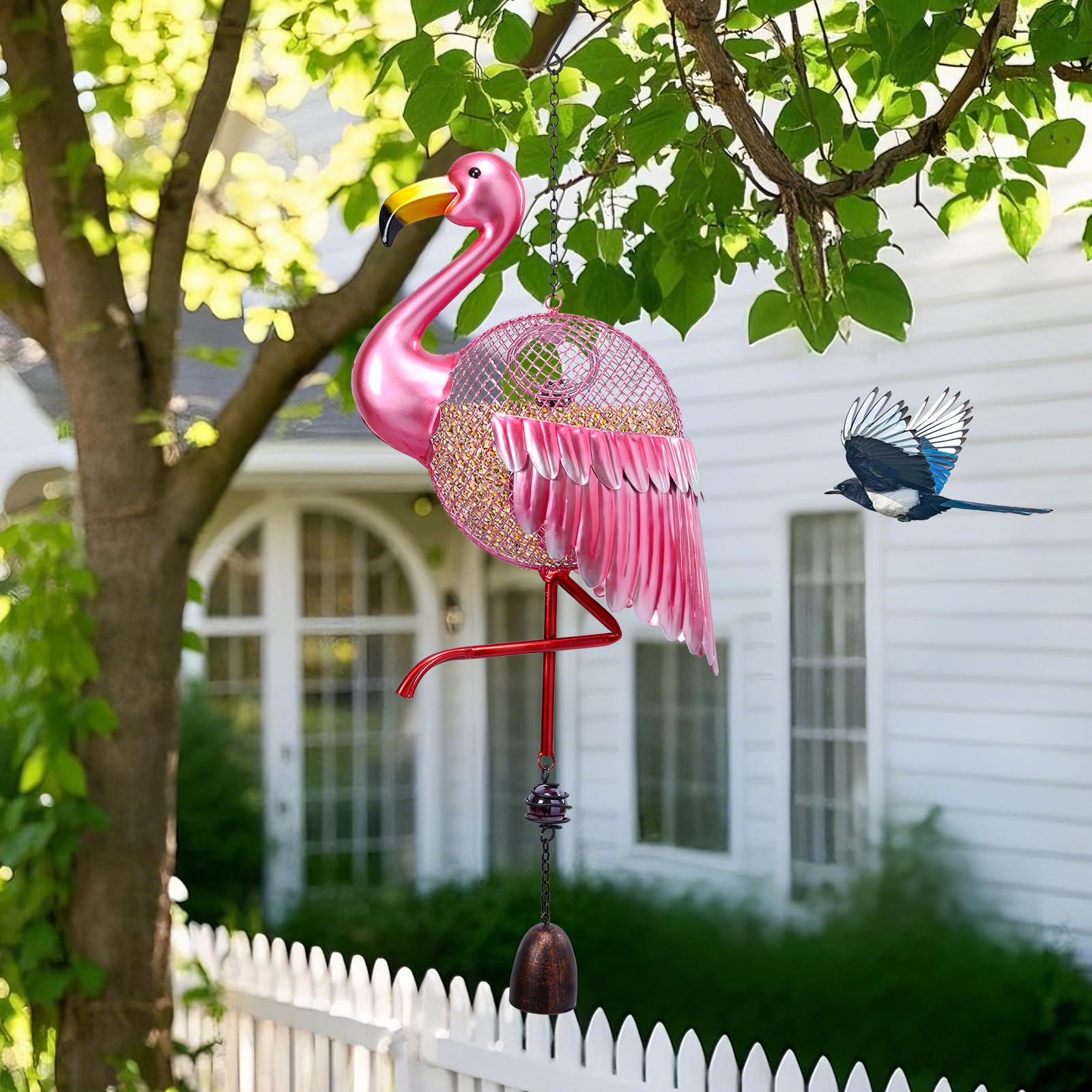 Yinns Comederos para pájaros – Comedero para pájaros silvestres a prueba de ardillas para exteriores, comederos de pájaros con forma de flamencos, comedero colgante de metal para decoración de jardín
