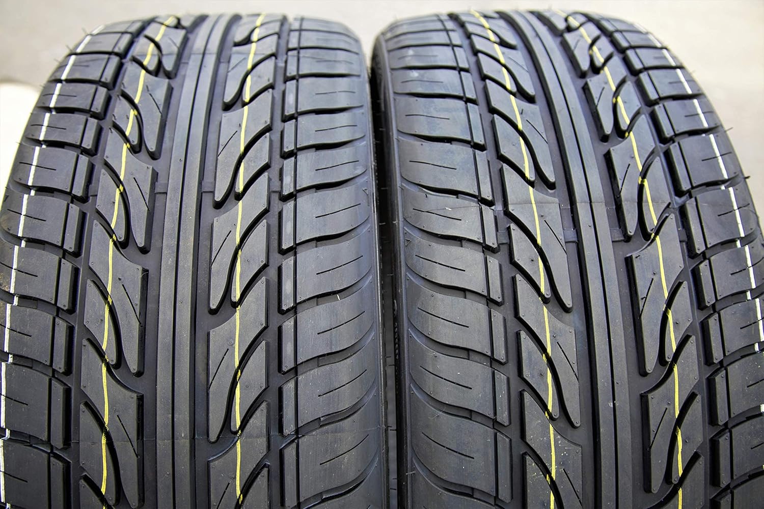 Haida Racing HD921 Performance Radial Tire-195/45R16 84V XL